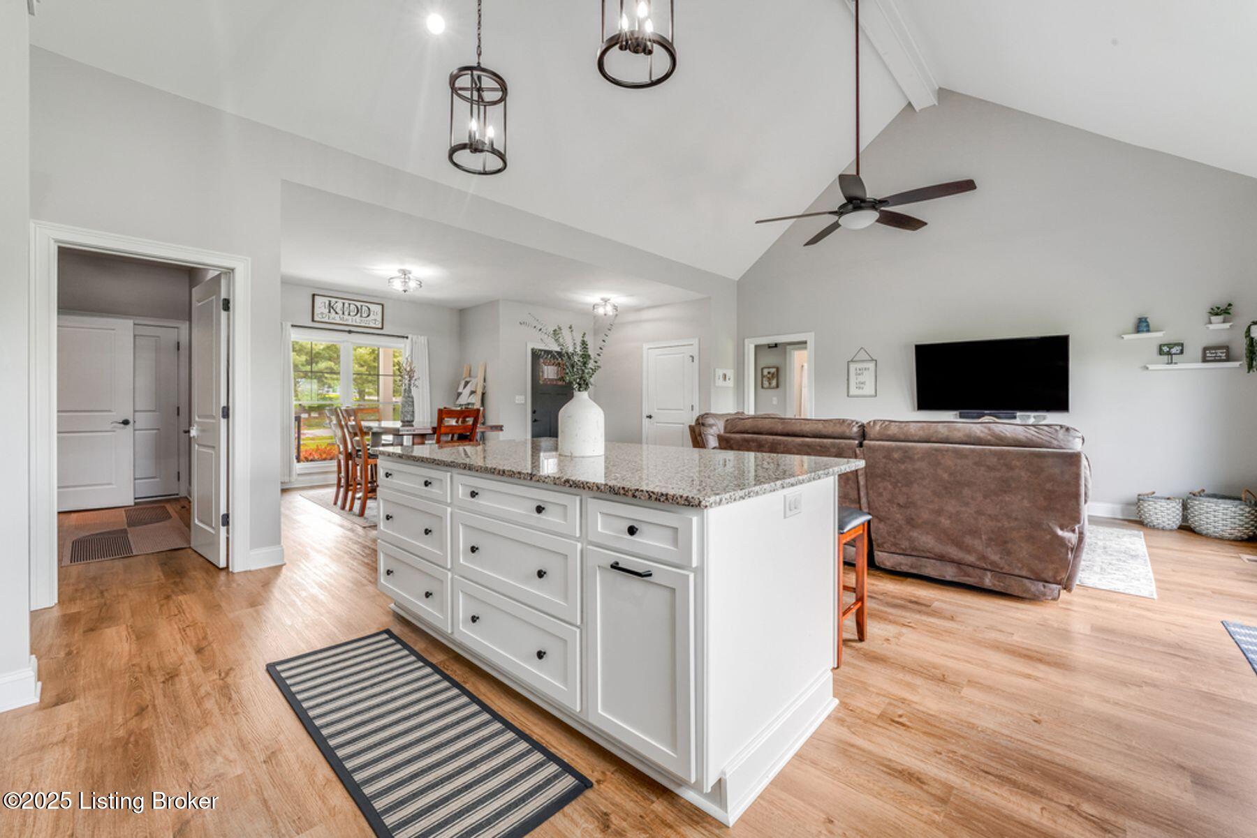 458 Christman Ln