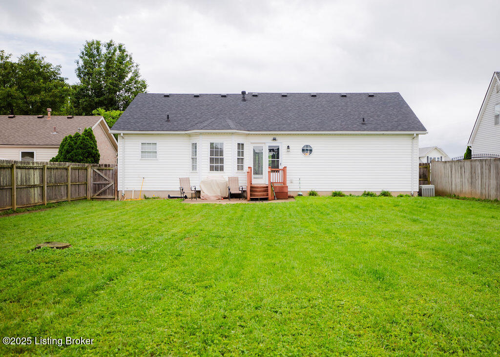 11913 E Orell Rd
