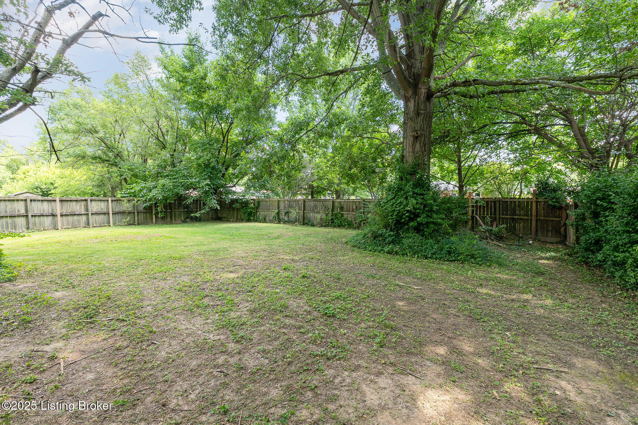 5606 Walnut Way