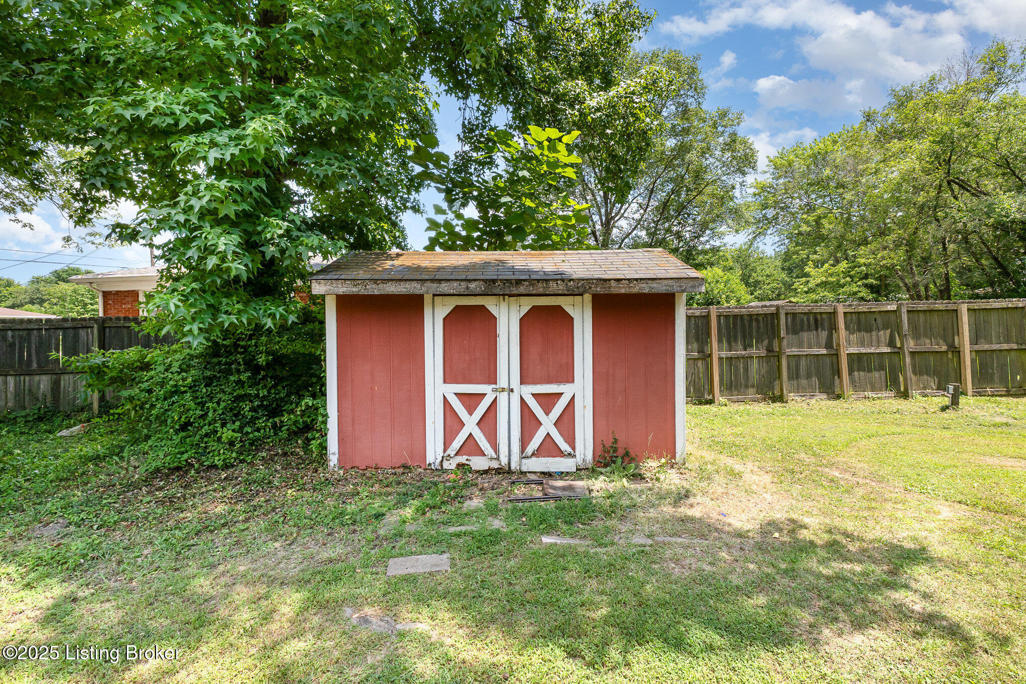 5606 Walnut Way