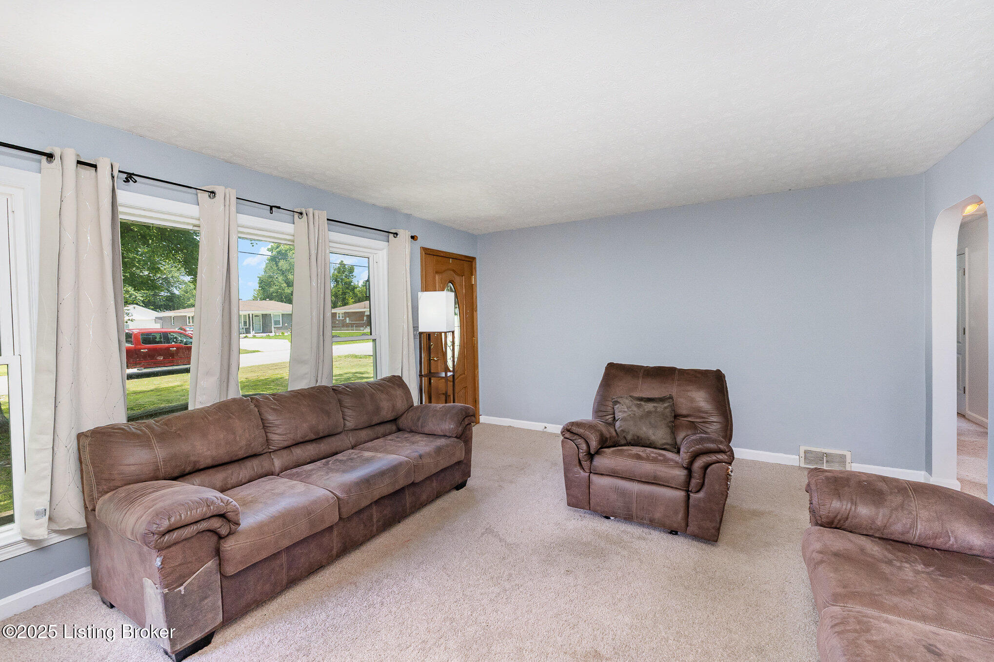 5606 Walnut Way