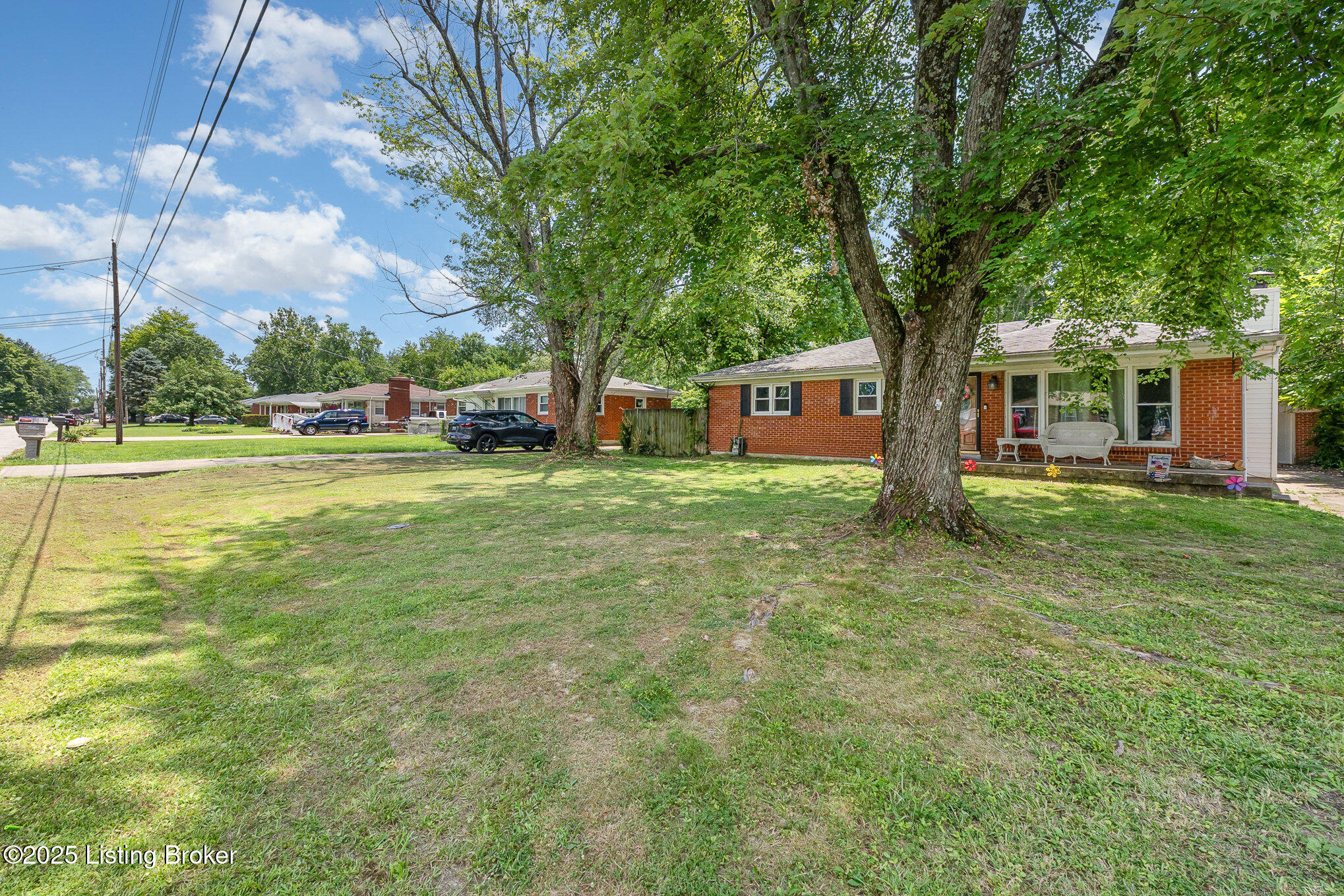 5606 Walnut Way