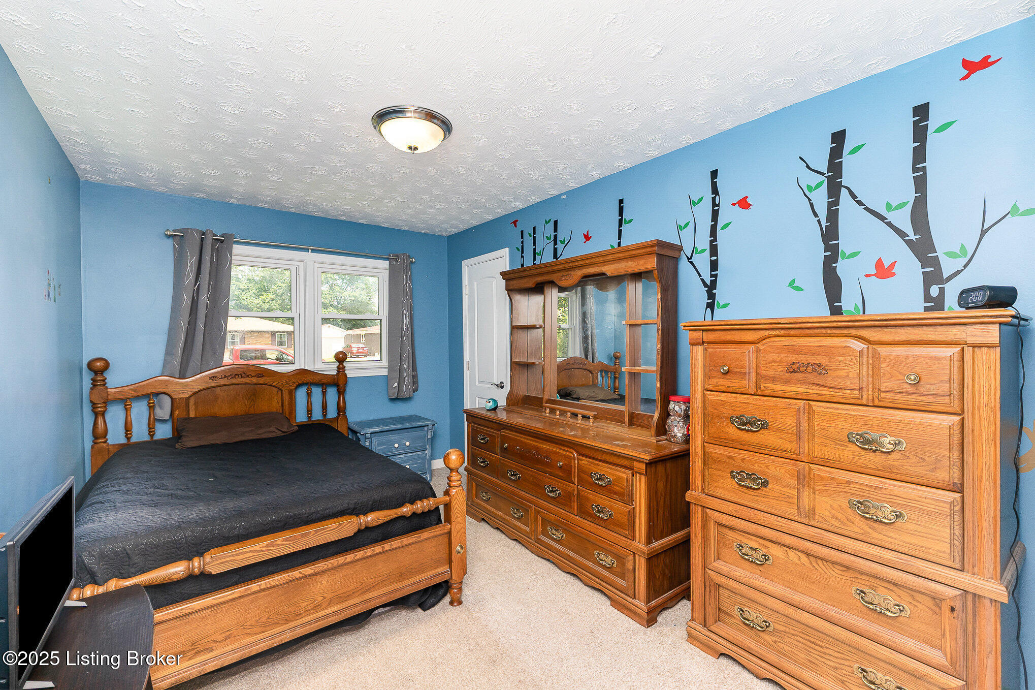 5606 Walnut Way