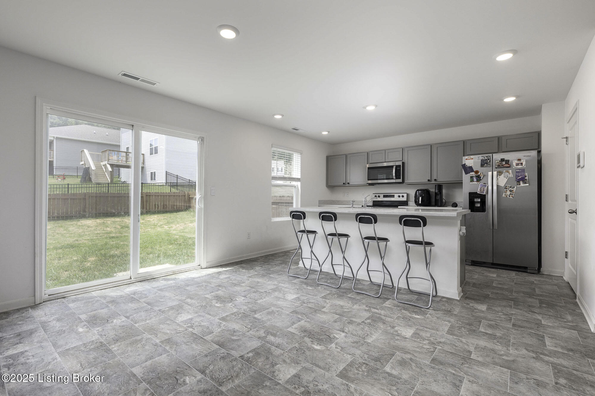 115 Coral Springs Pkwy
