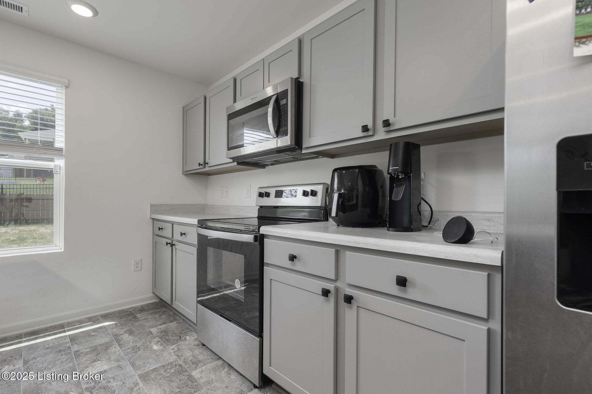 115 Coral Springs Pkwy