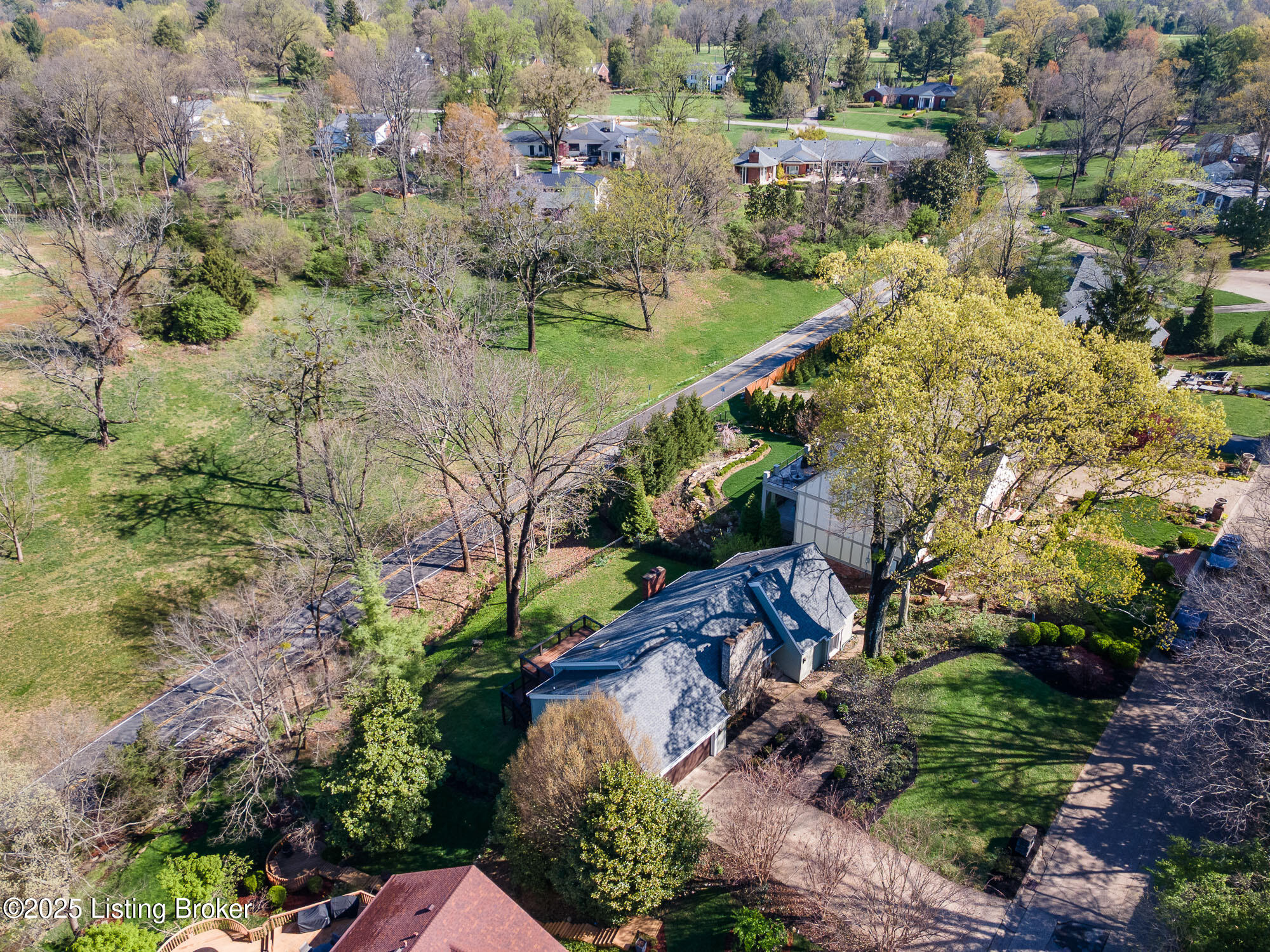 1140 Rostrevor Cir