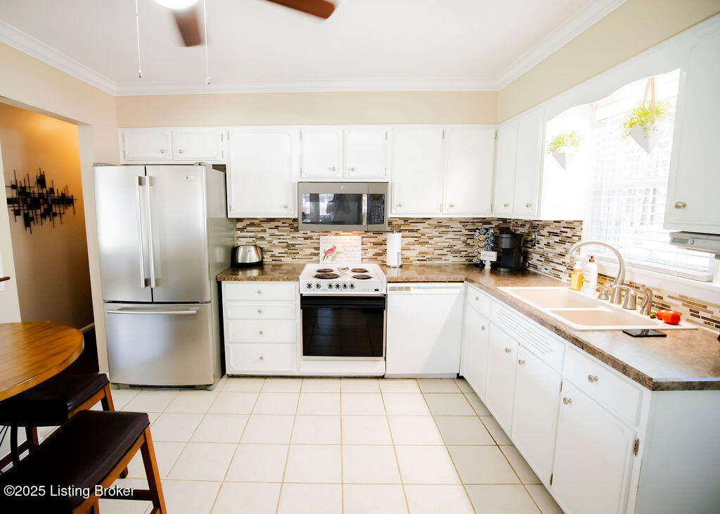 6707 Orange Blossom Rd
