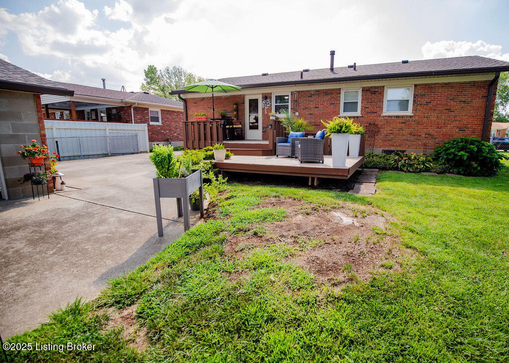 6707 Orange Blossom Rd