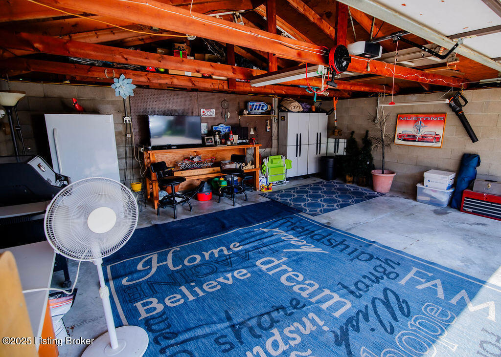 6707 Orange Blossom Rd