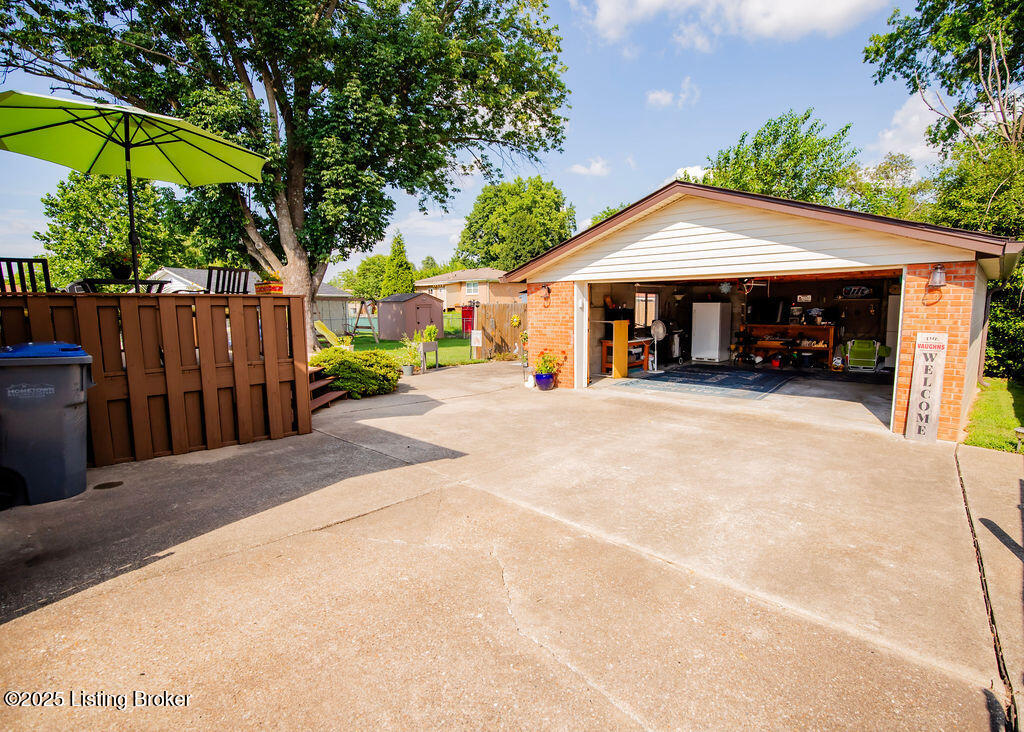 6707 Orange Blossom Rd