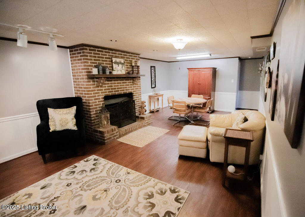 6707 Orange Blossom Rd