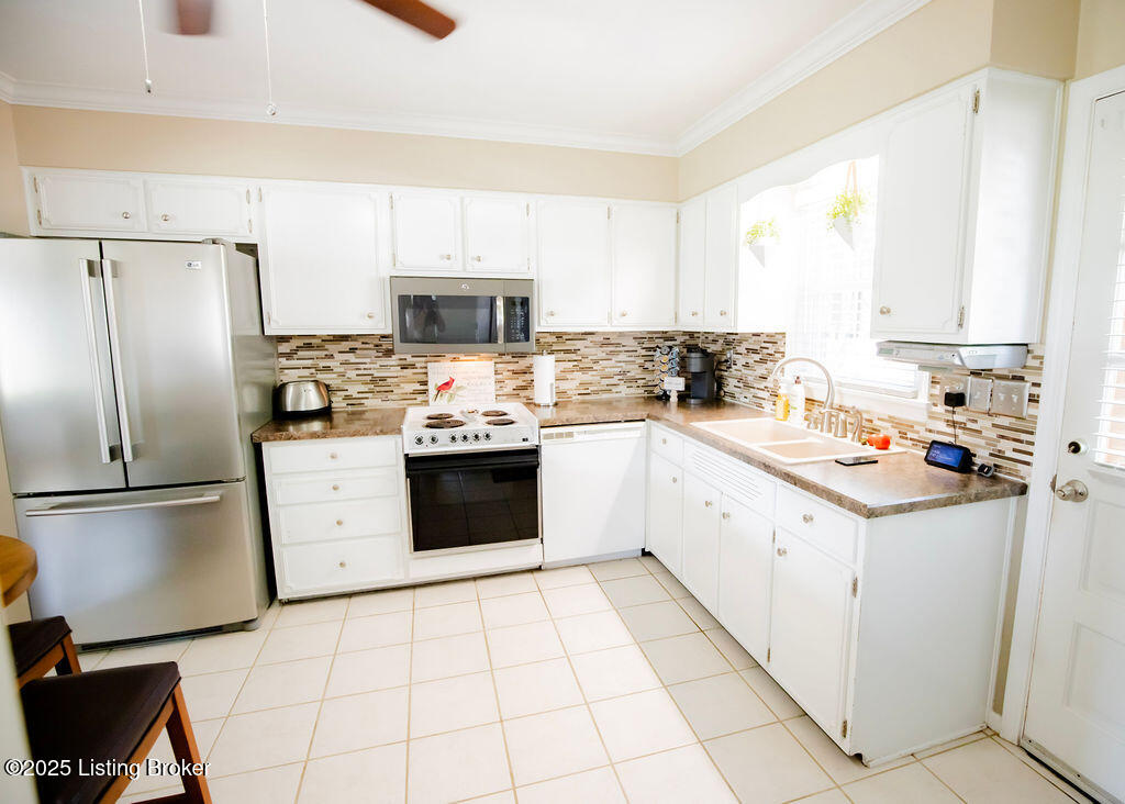 6707 Orange Blossom Rd