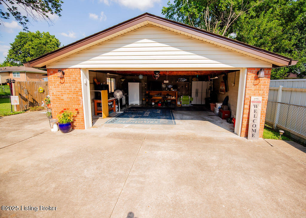 6707 Orange Blossom Rd