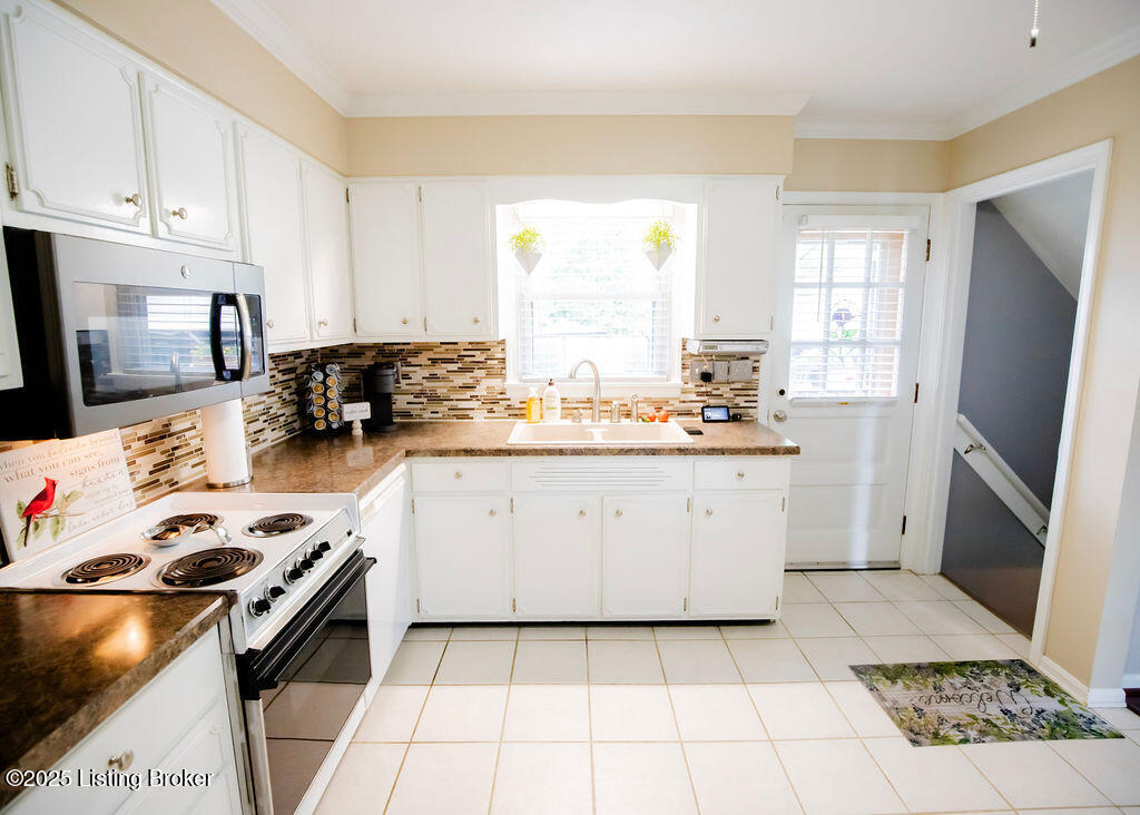 6707 Orange Blossom Rd