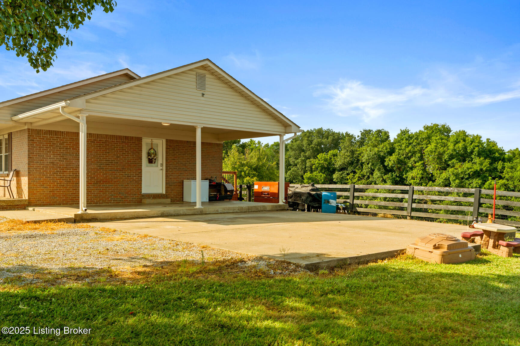 6026 Taylorsville Rd