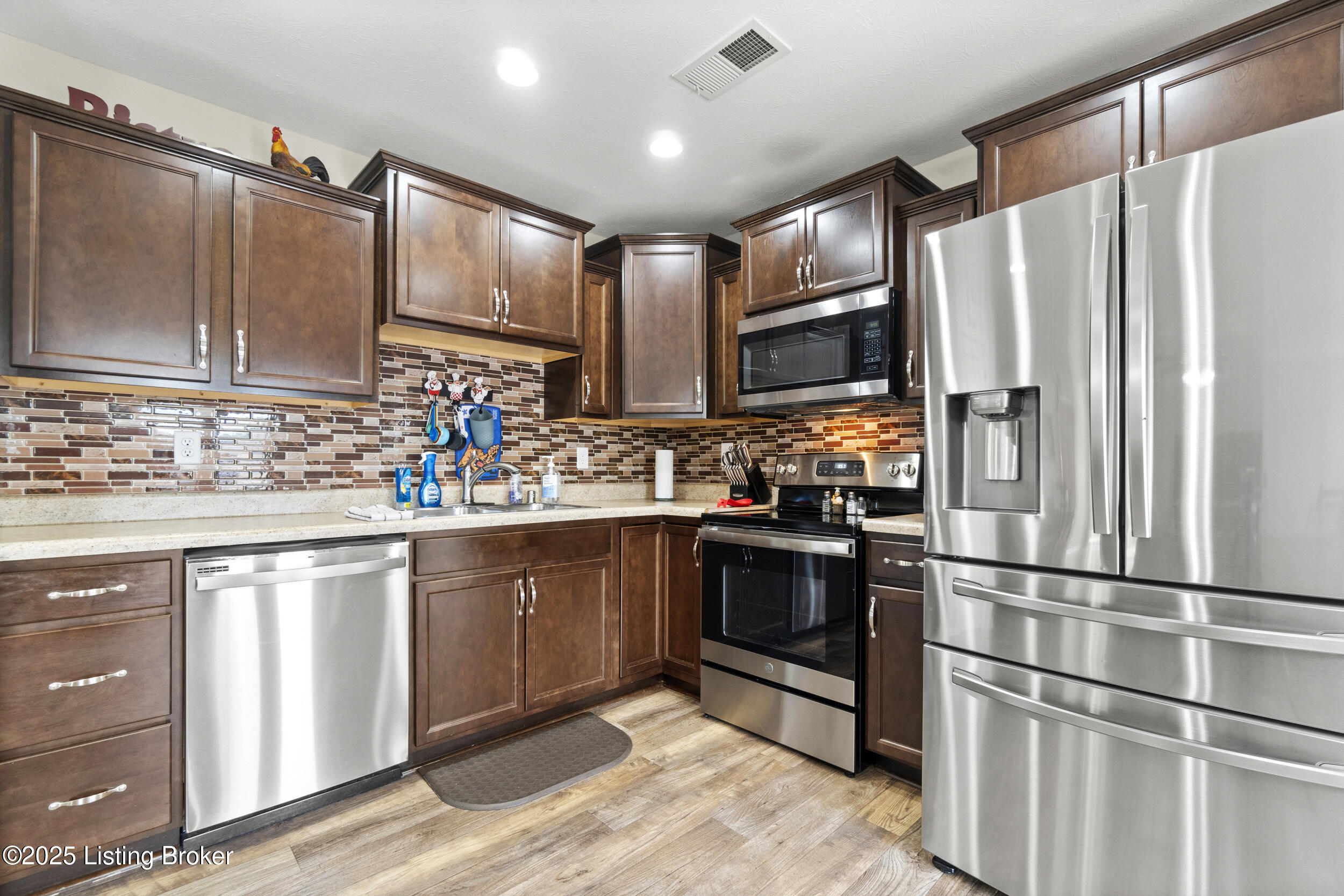 124 Round Rock Dr