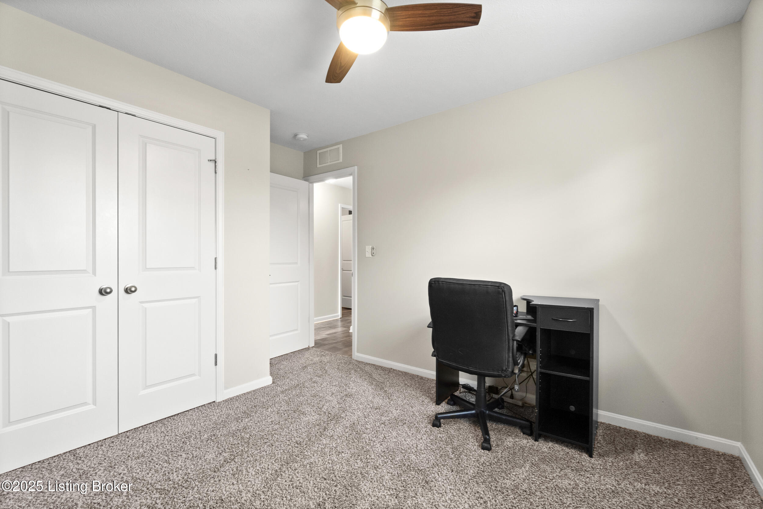 124 Round Rock Dr