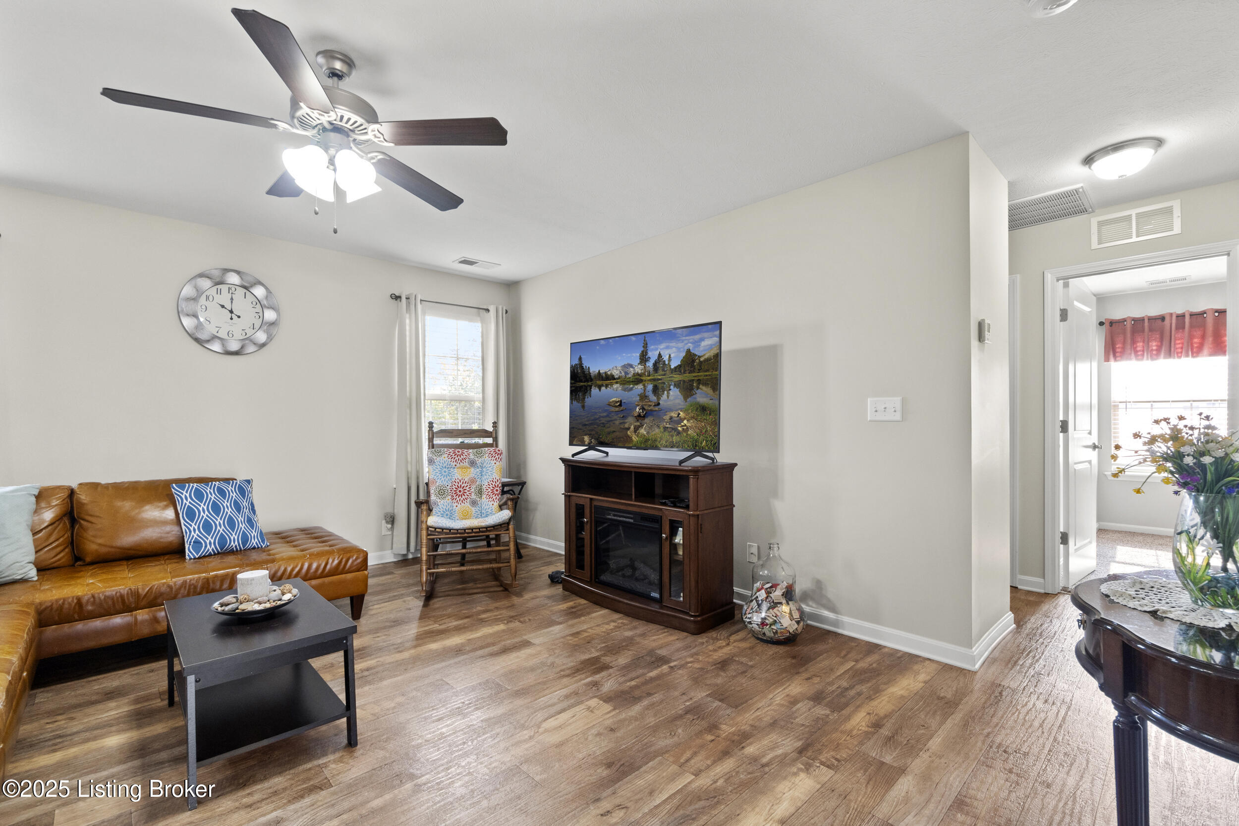 124 Round Rock Dr