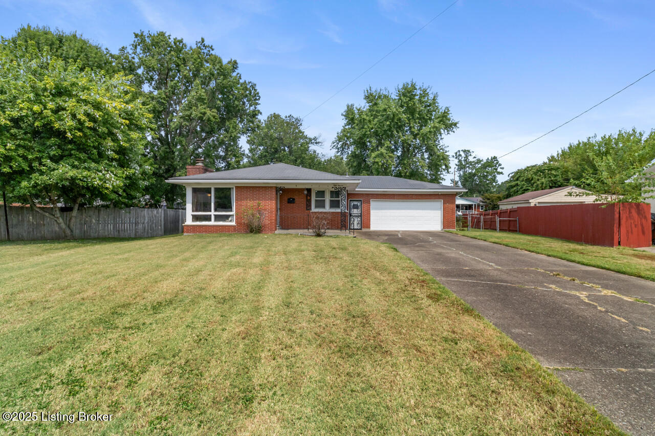 5011 Paramount Dr