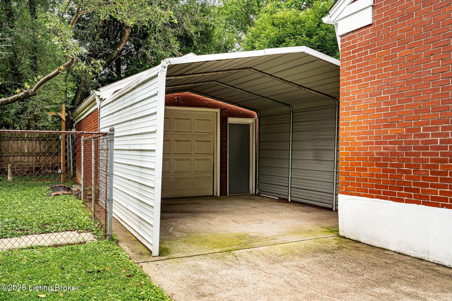 1008 Rosemary Dr