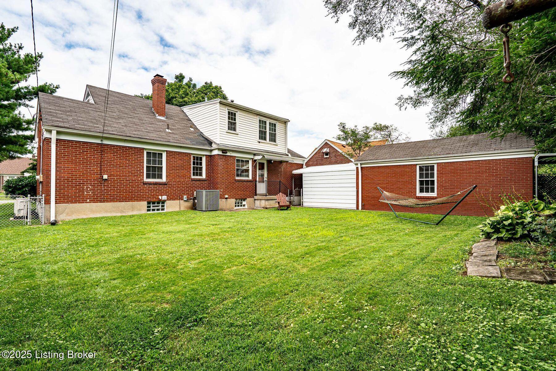 1008 Rosemary Dr