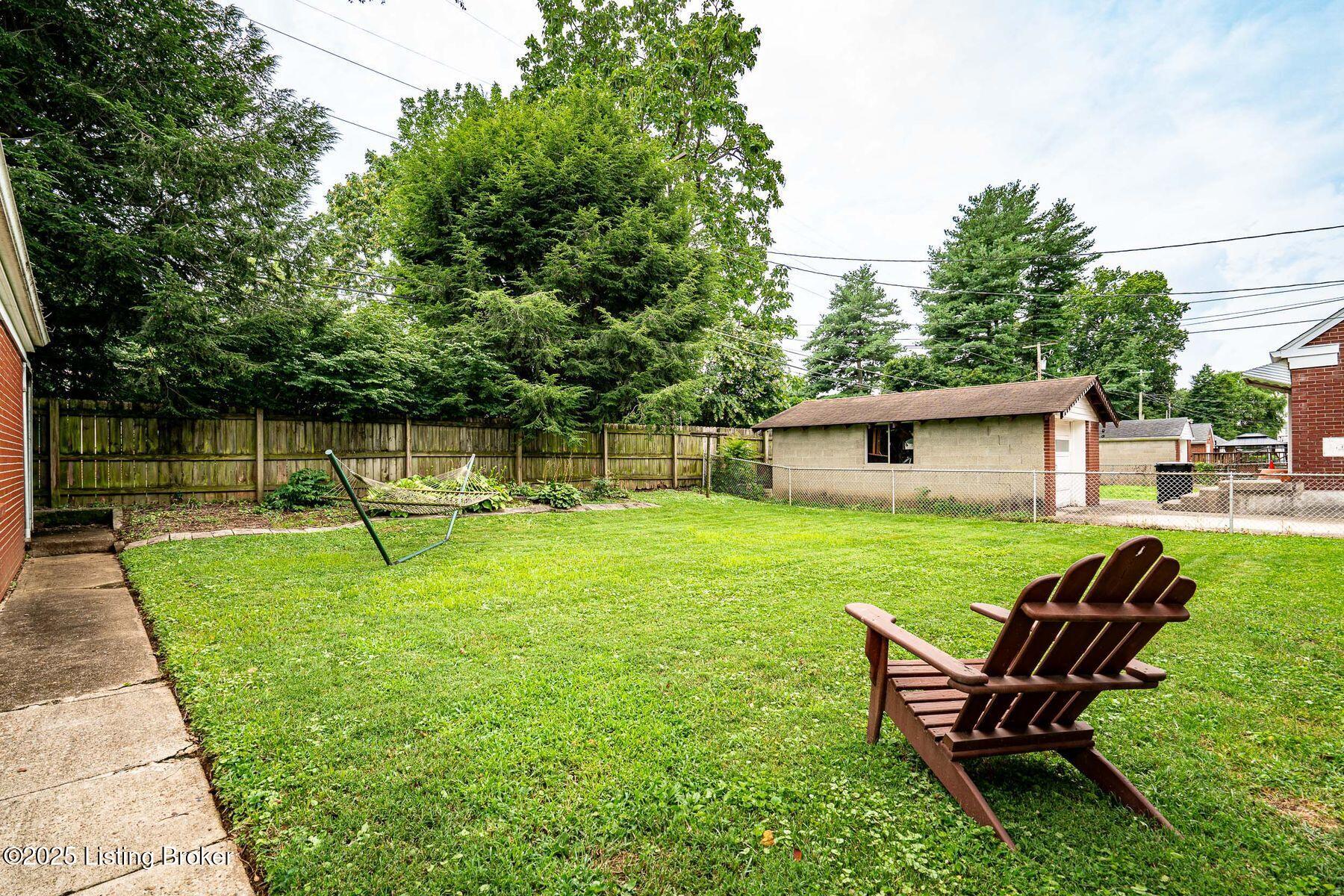 1008 Rosemary Dr