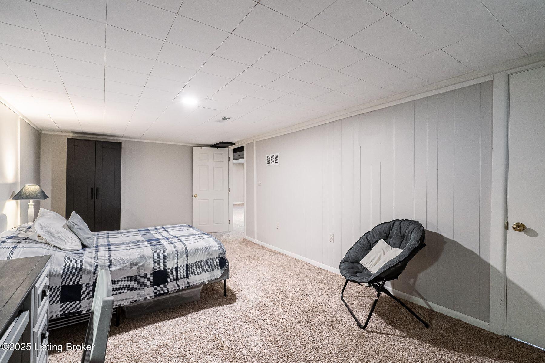 1008 Rosemary Dr