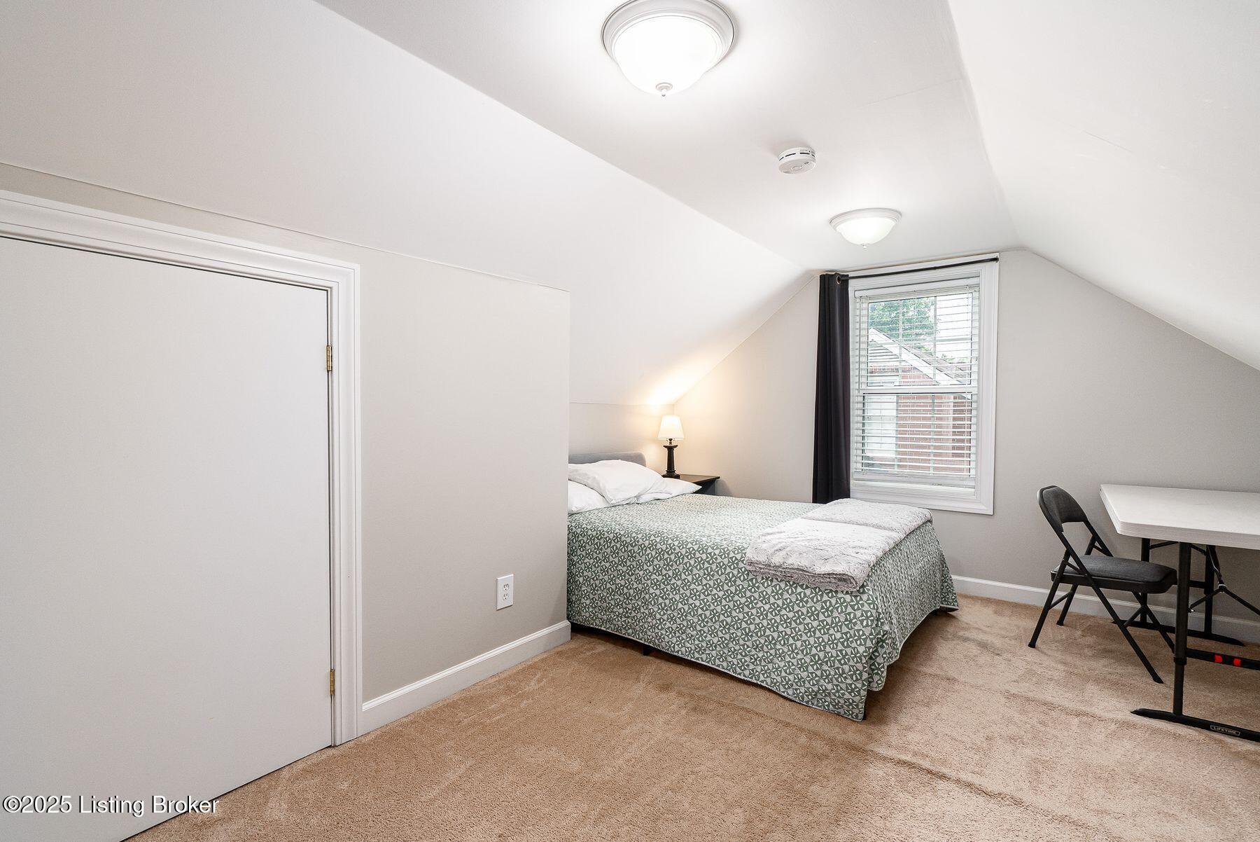 1008 Rosemary Dr