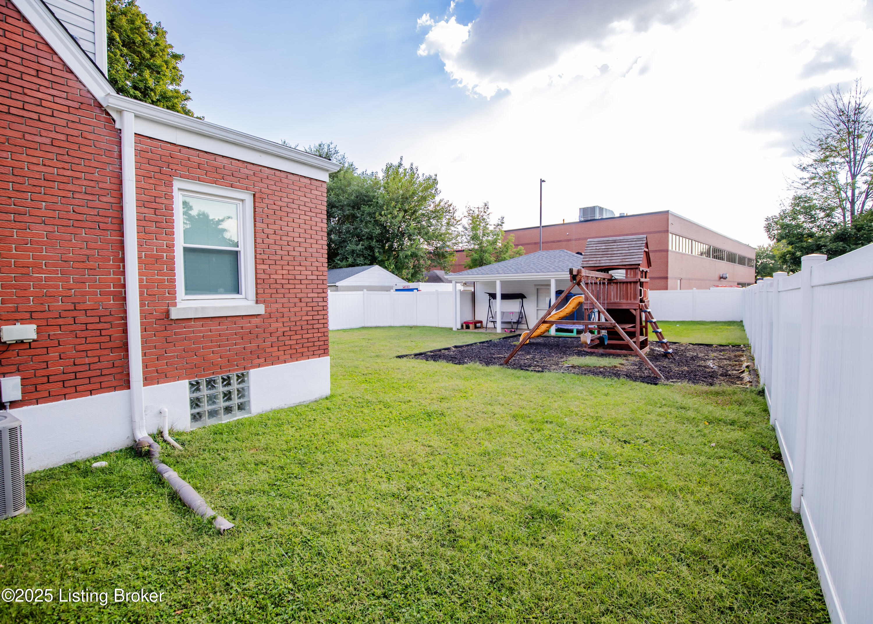 4306 Hannah Ave