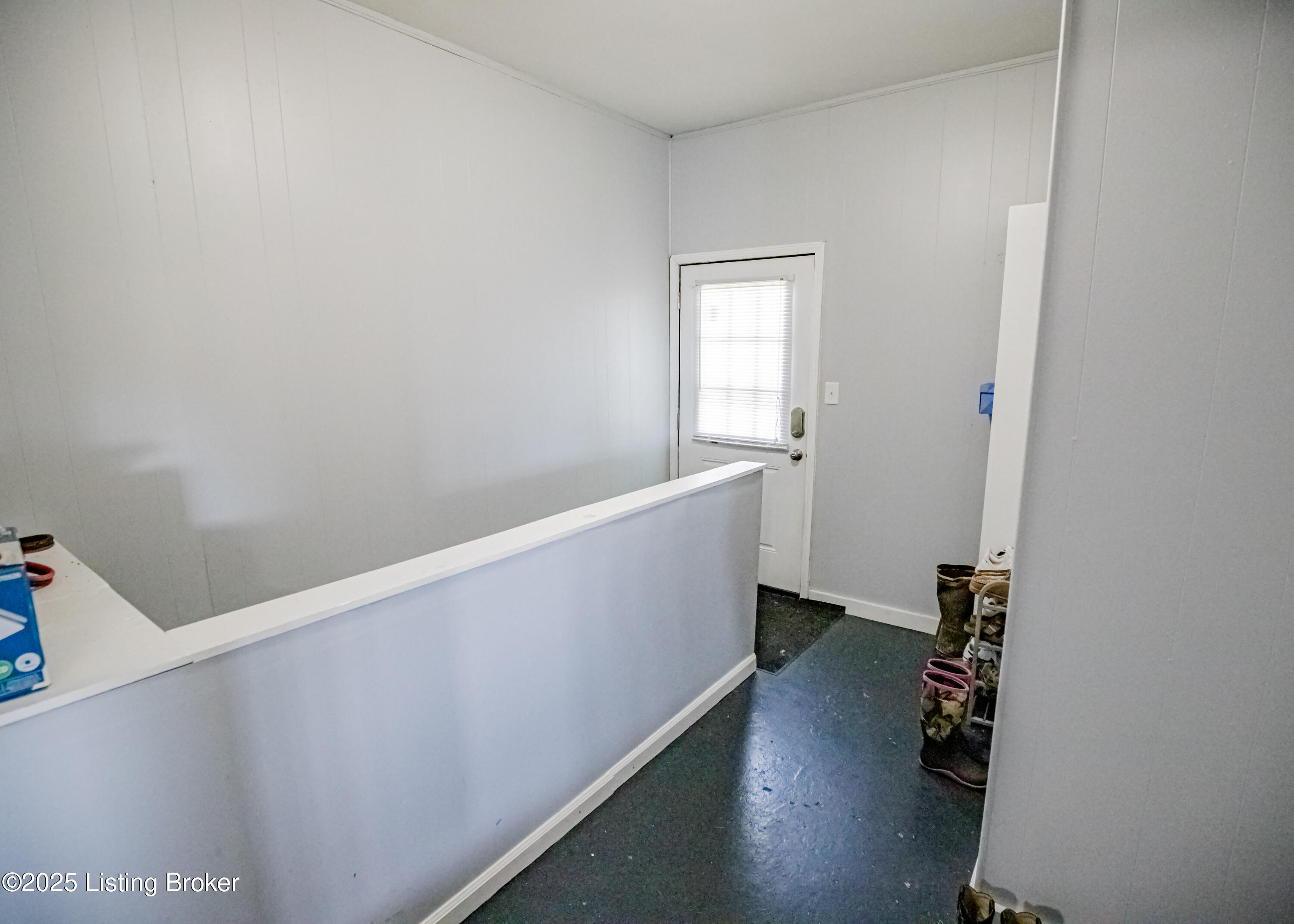 61 Farmers Ridge Rd