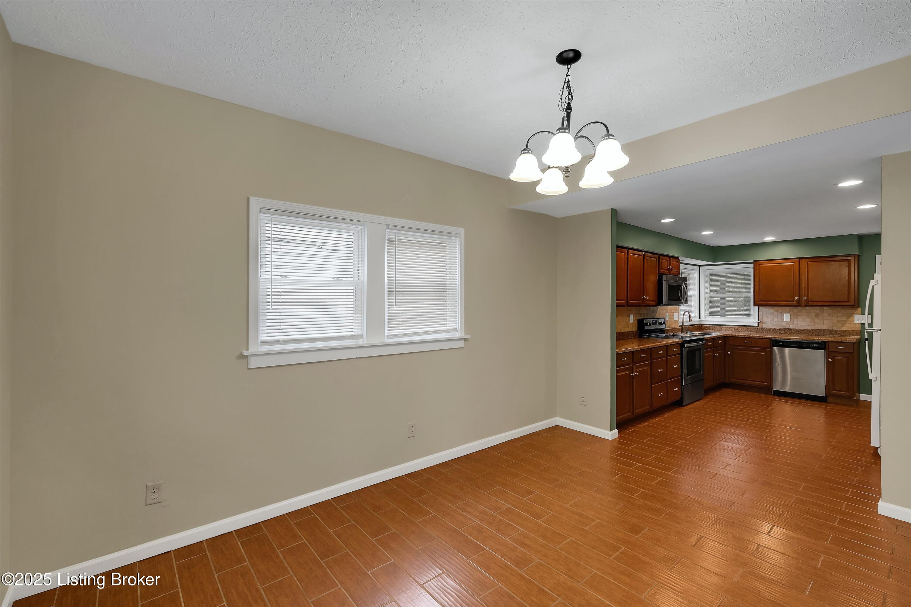 4303 S 3rd St