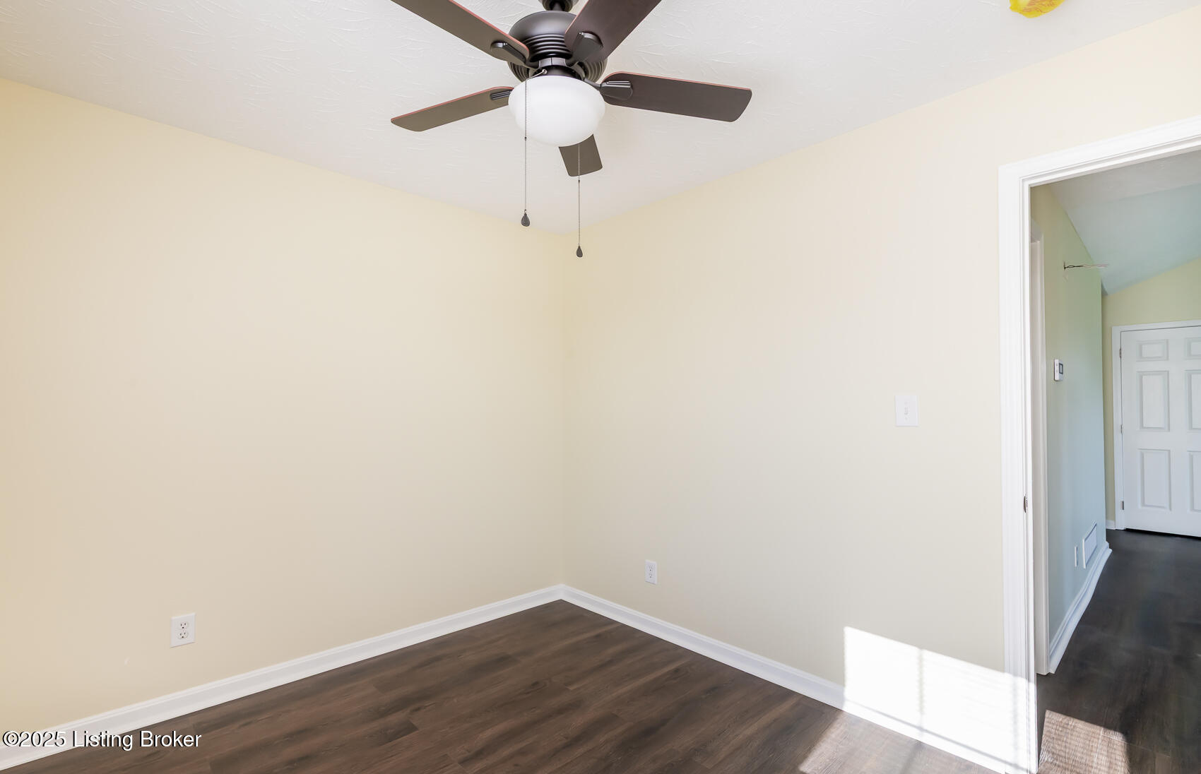 214 Spencer Ln