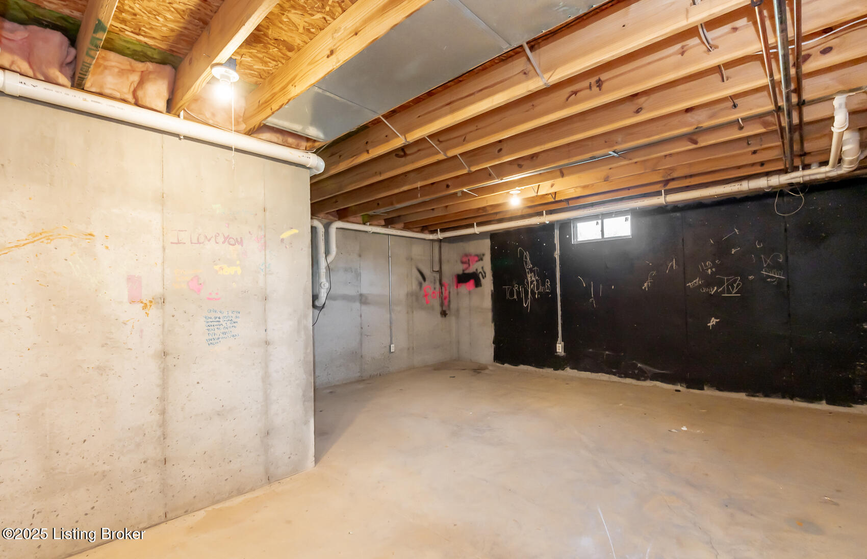 214 Spencer Ln