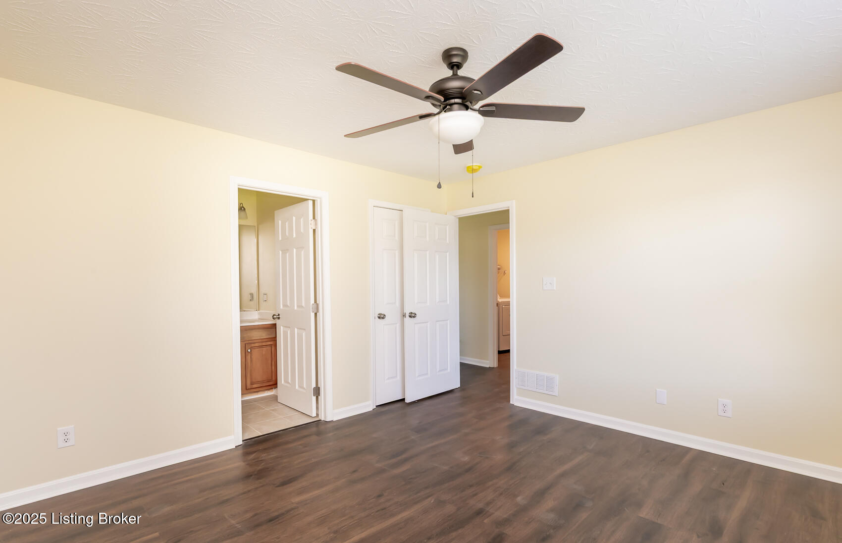 214 Spencer Ln