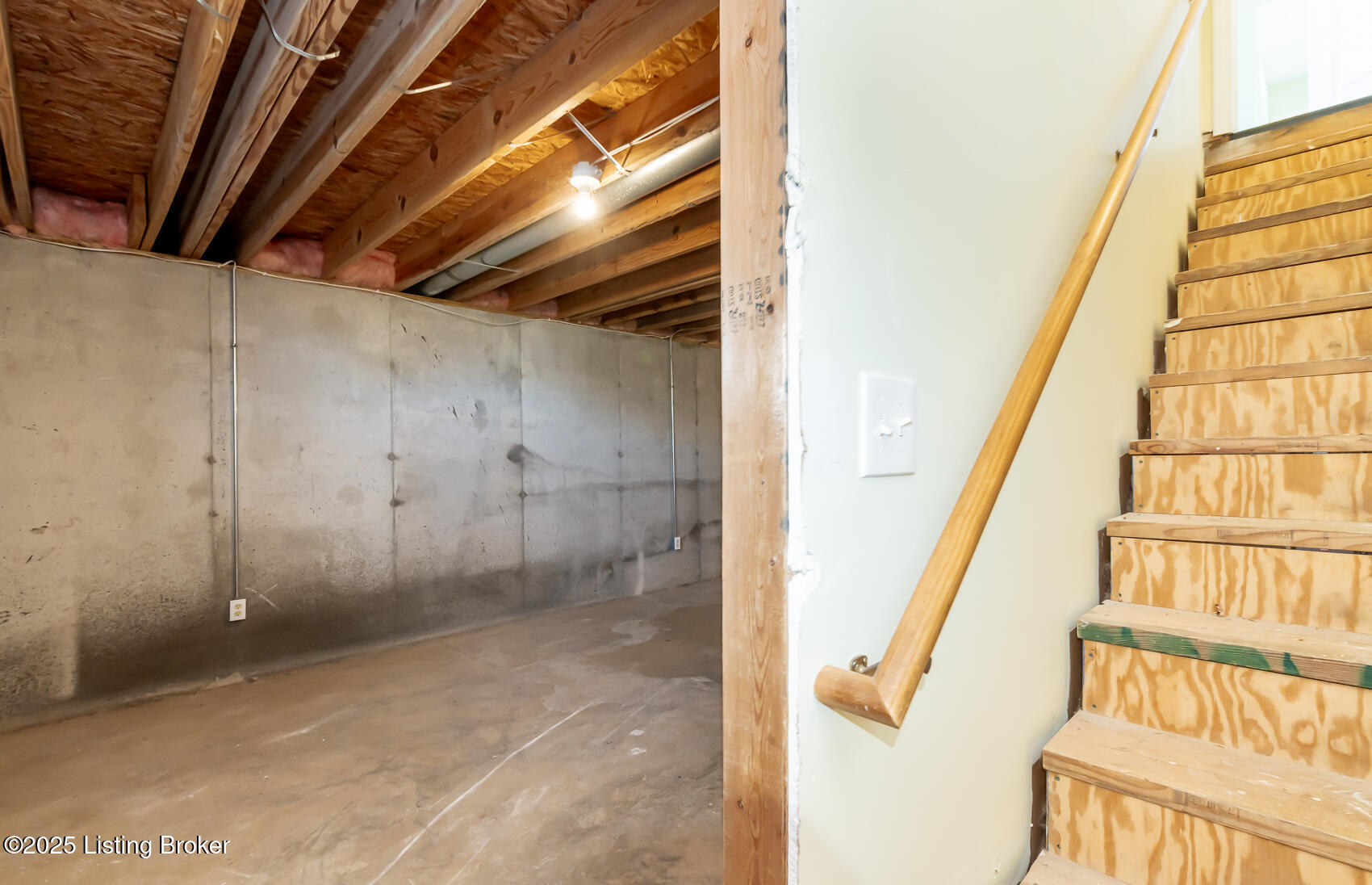 214 Spencer Ln