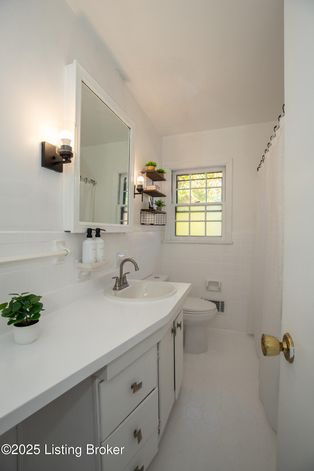 4103 Serene Way