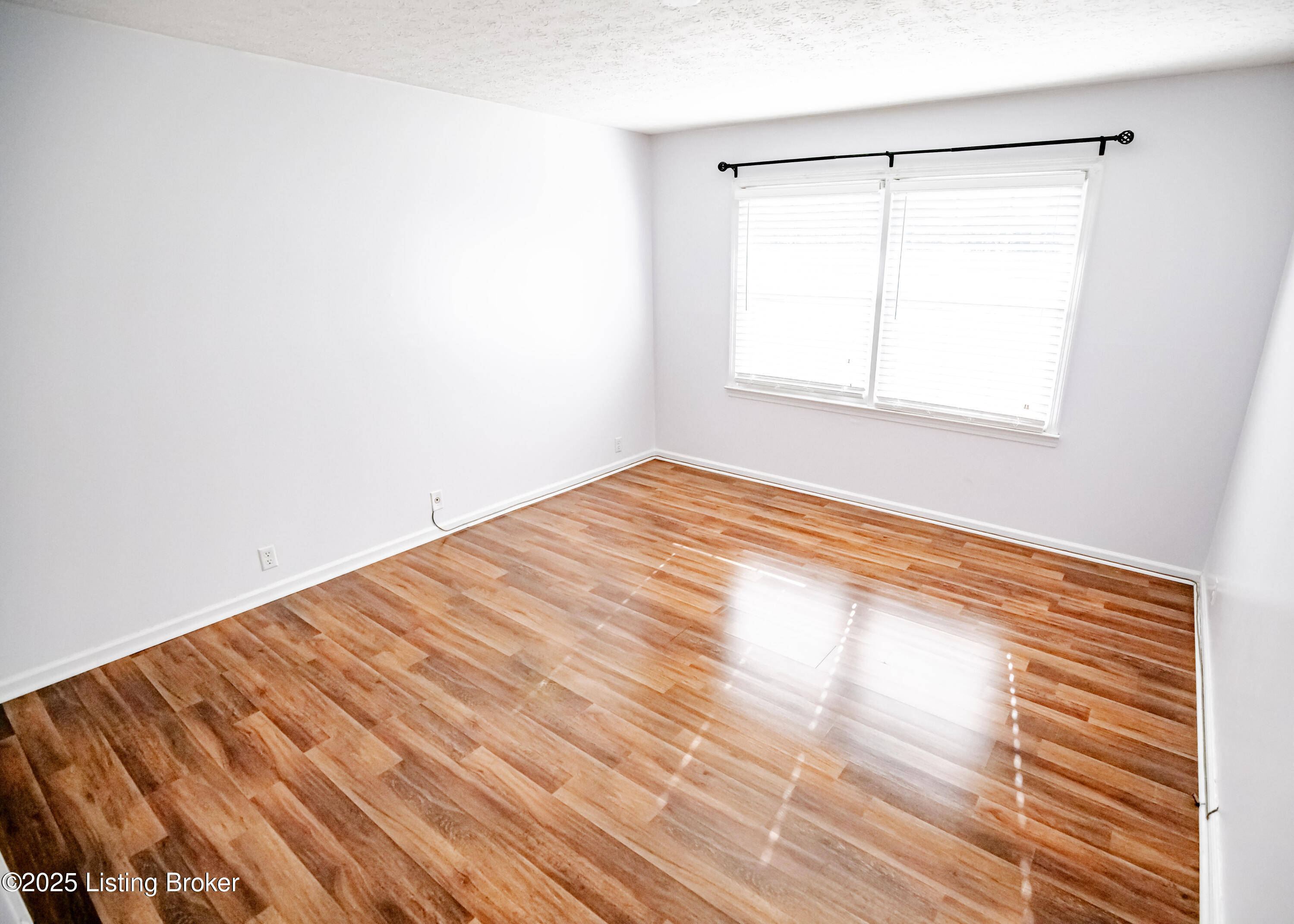 1643 Greenland Park Cir 3