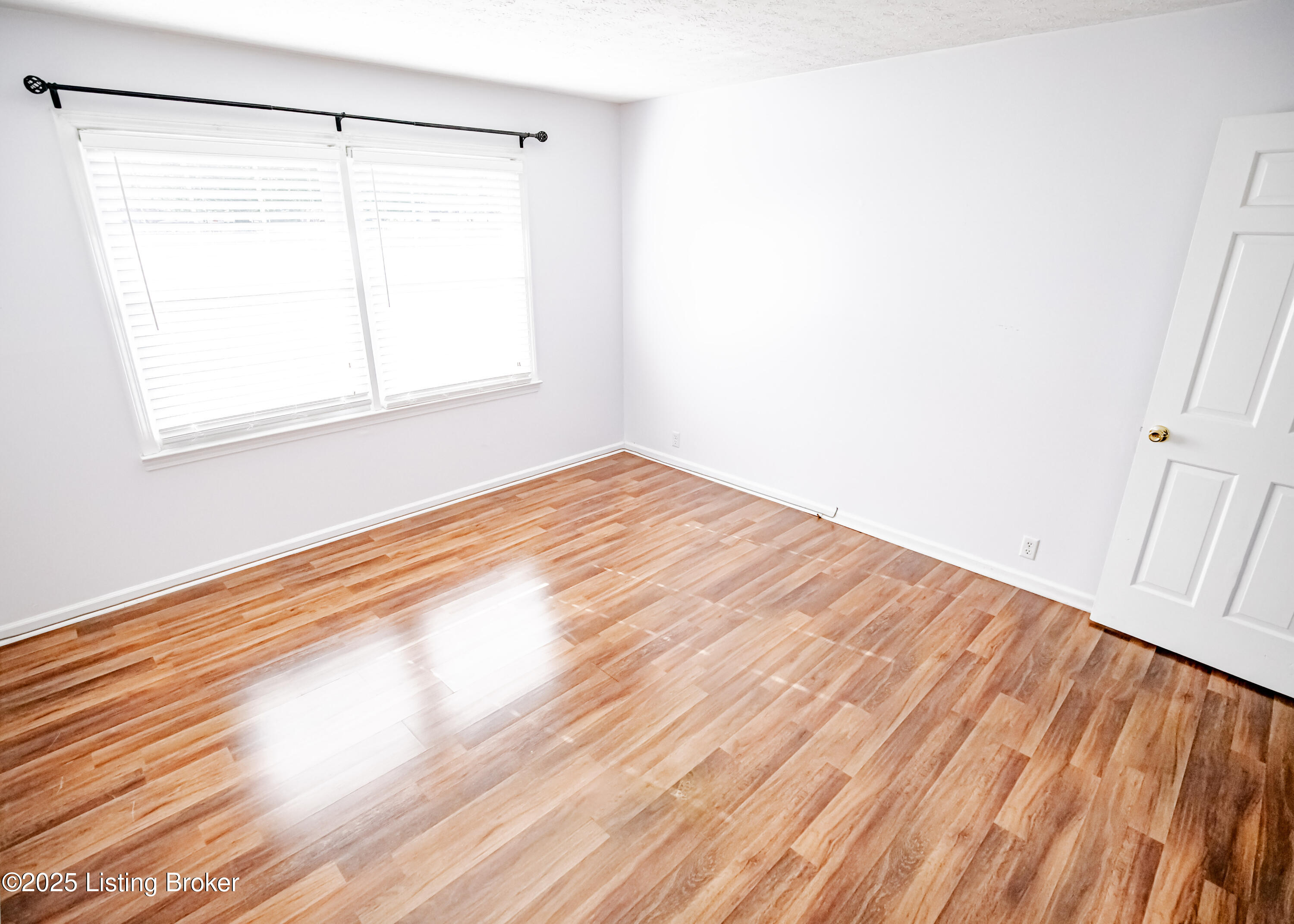 1643 Greenland Park Cir 3