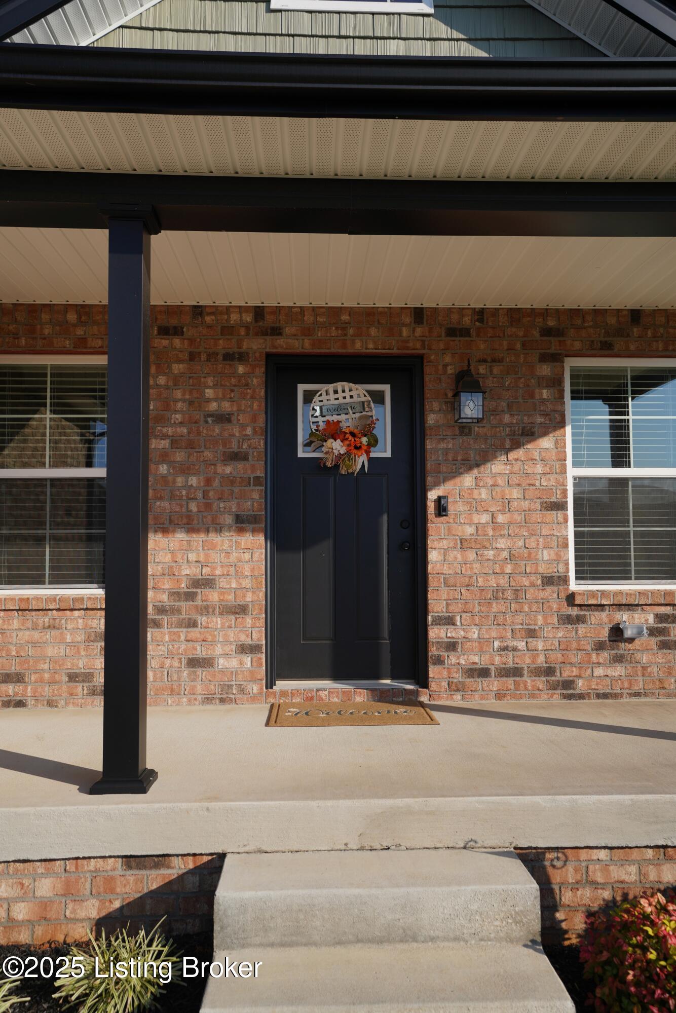 234 Williamsburg Dr