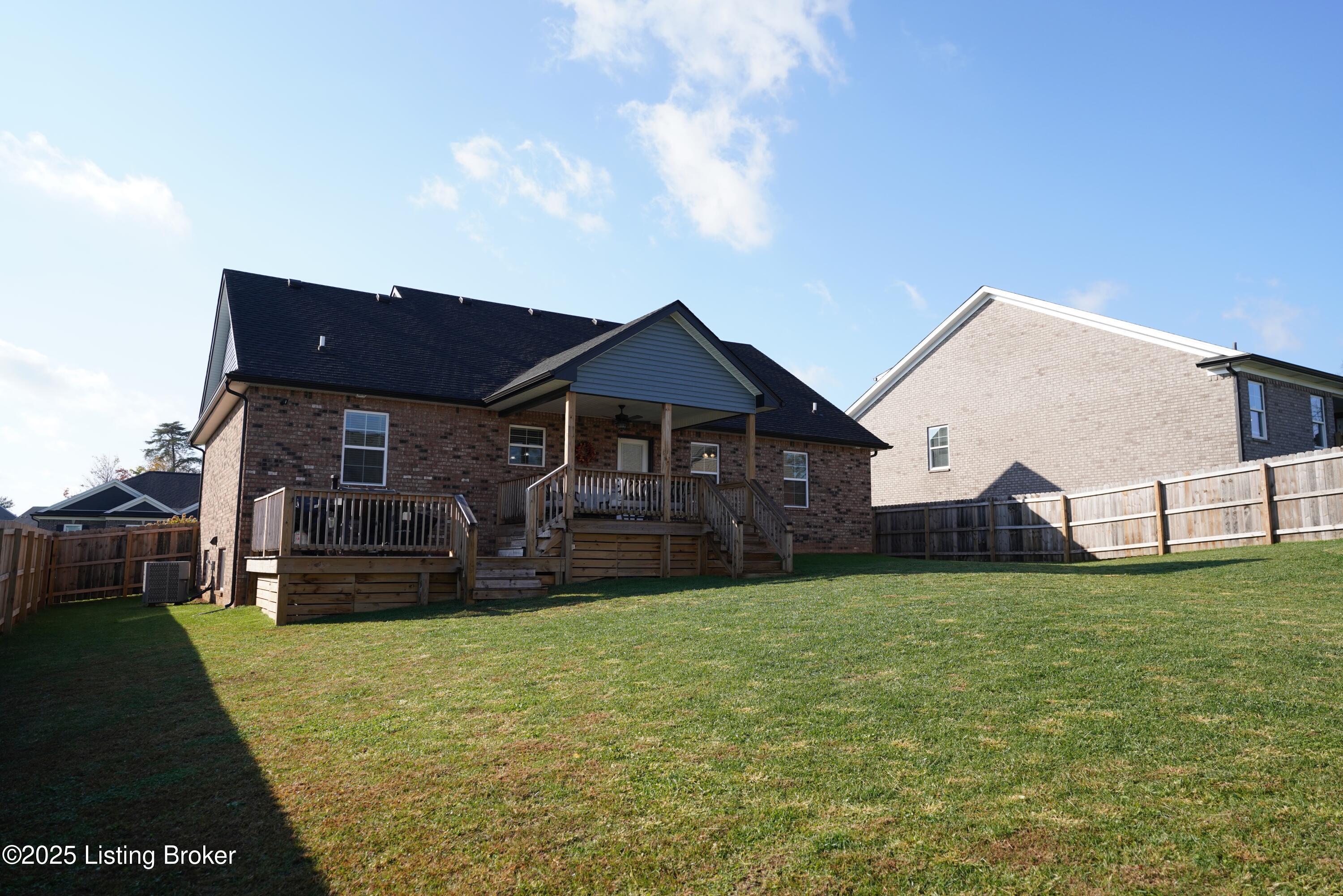 234 Williamsburg Dr
