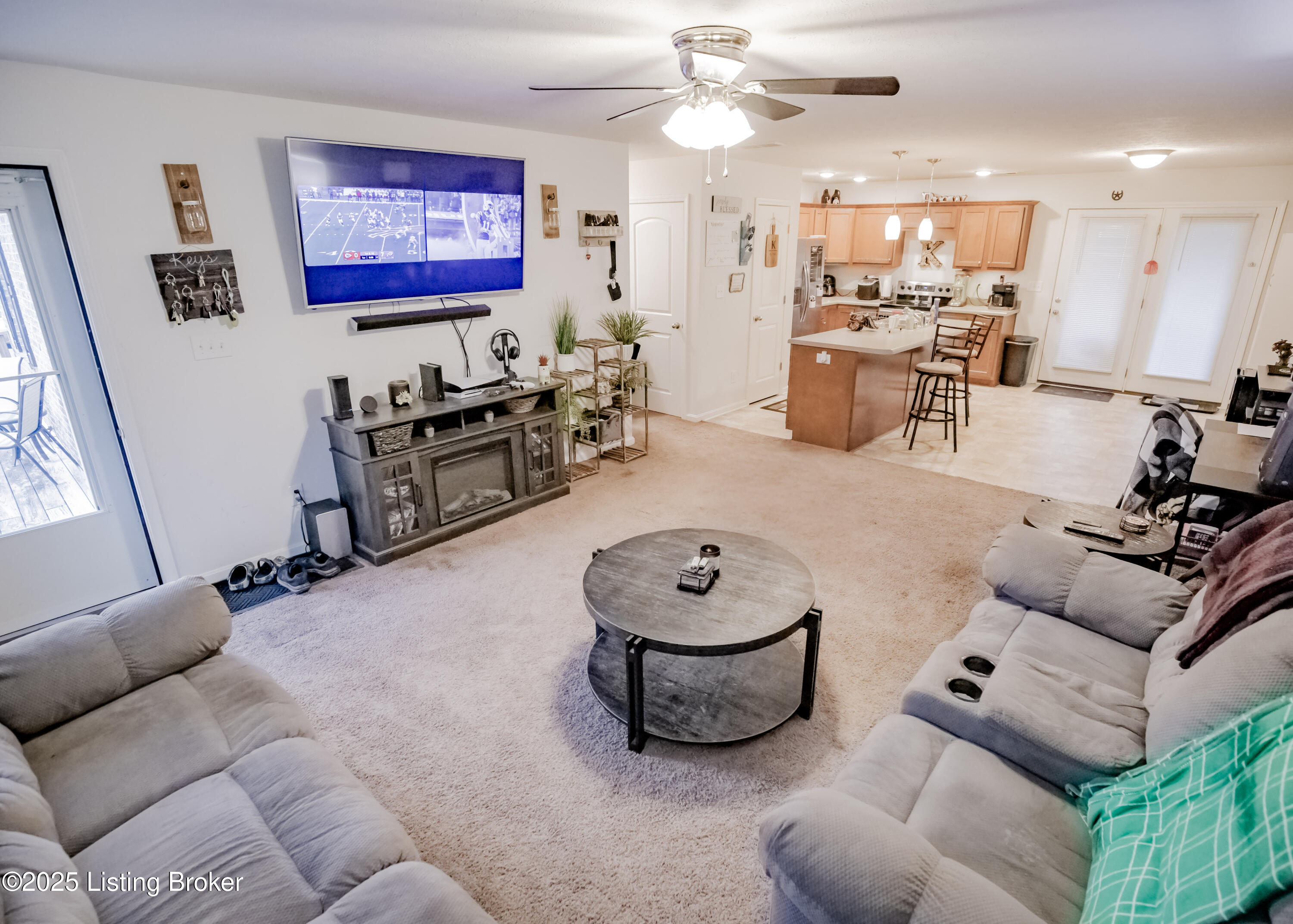 811 Tecumseh Dr
