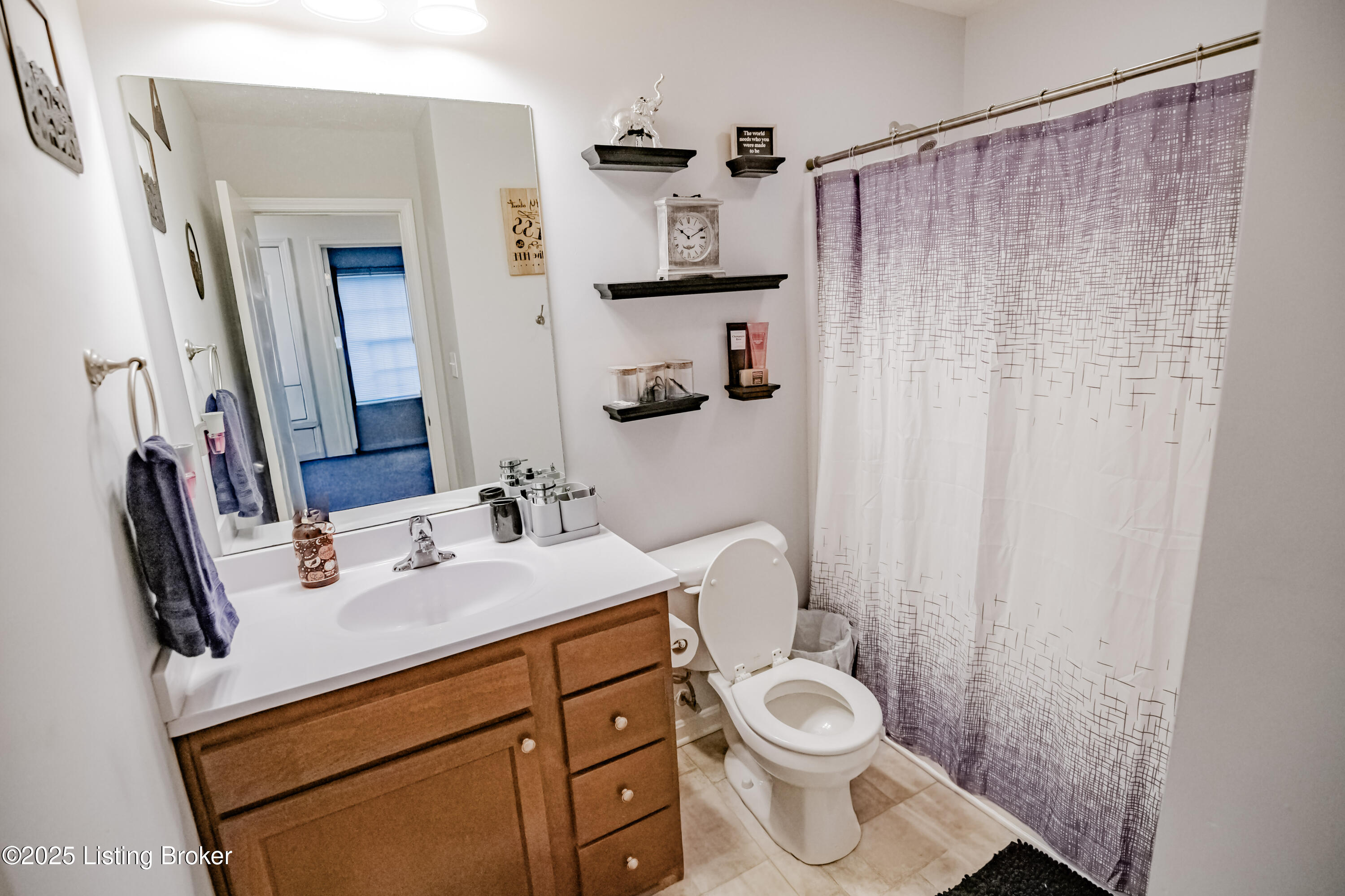 811 Tecumseh Dr