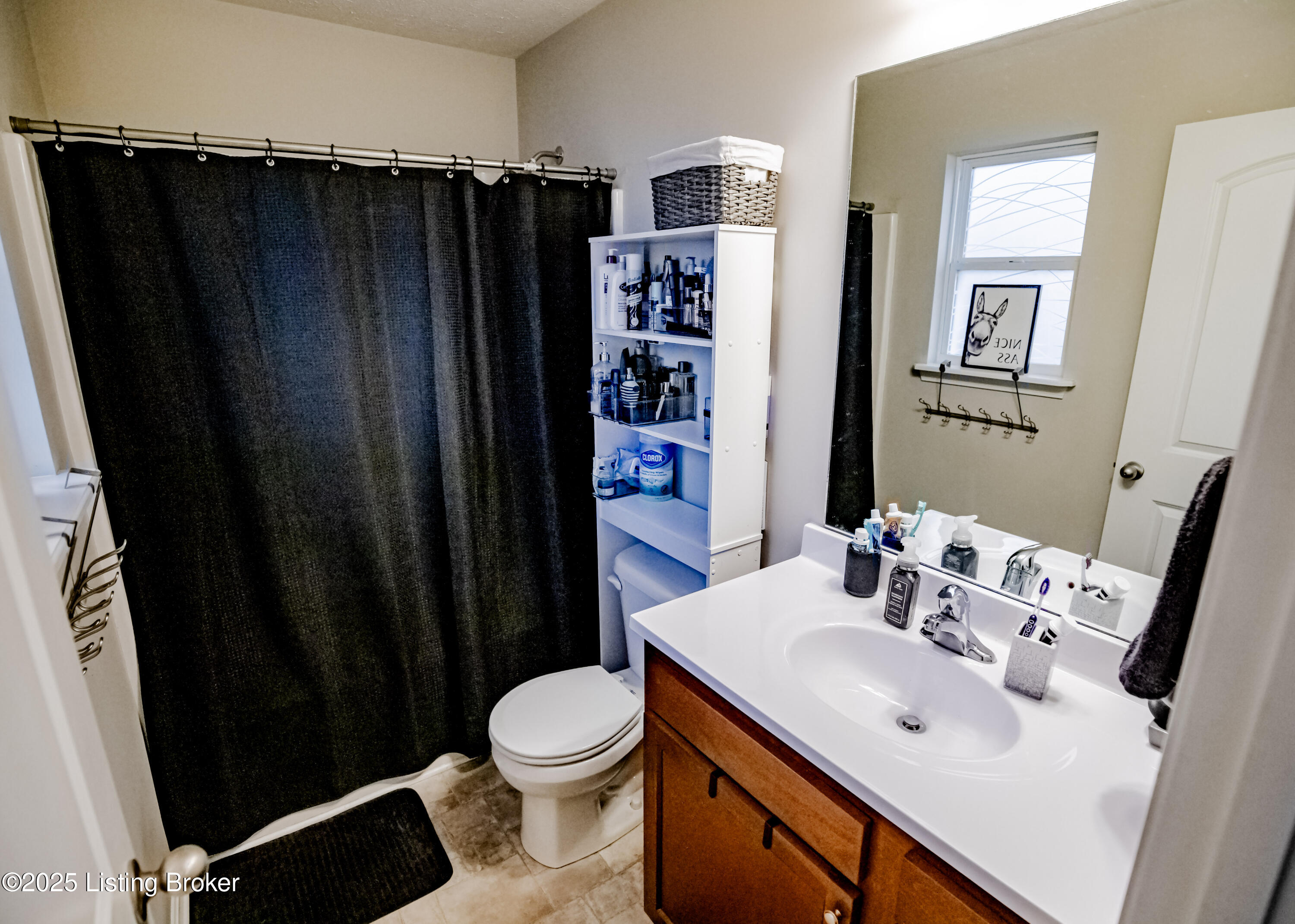 811 Tecumseh Dr
