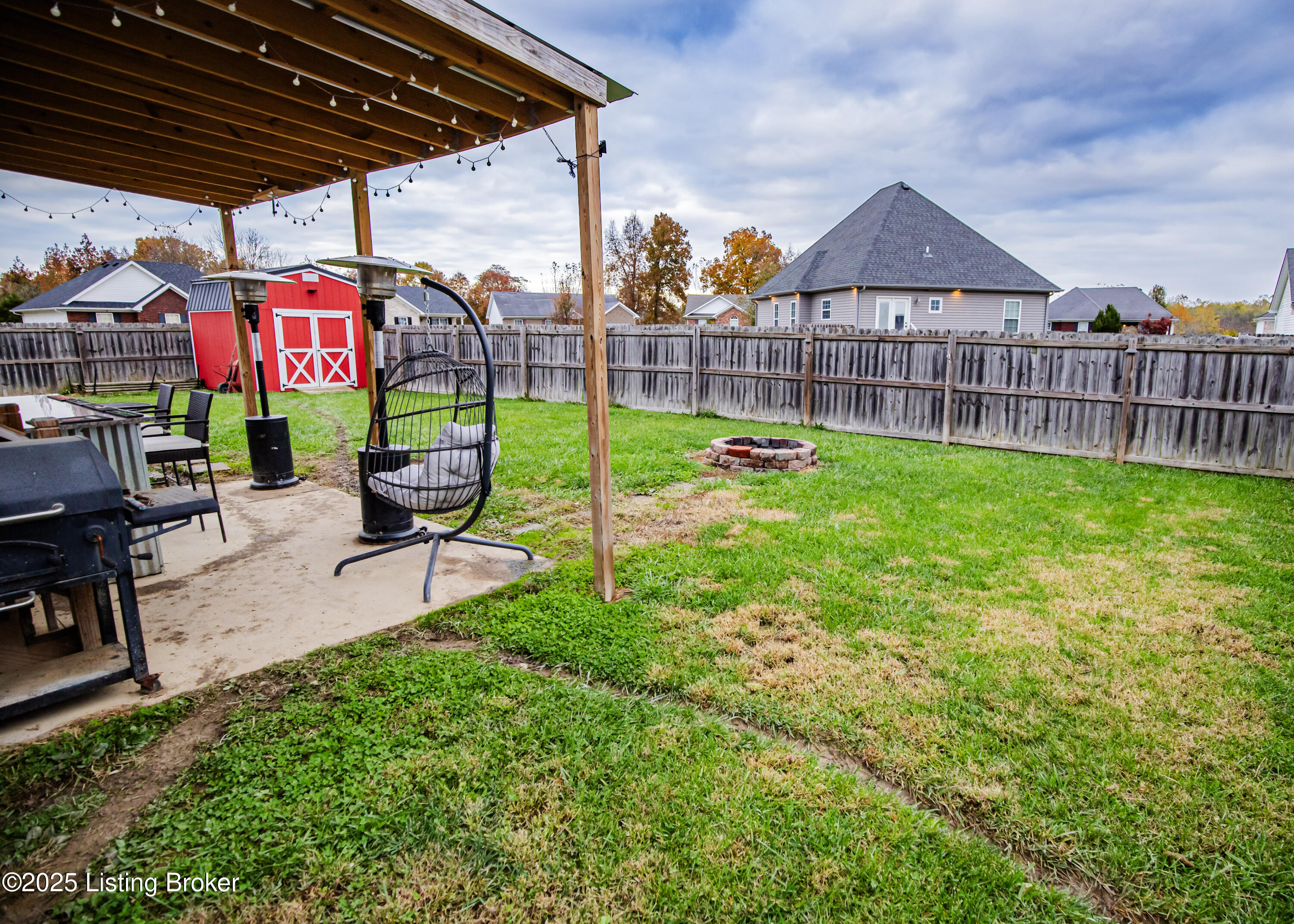 811 Tecumseh Dr