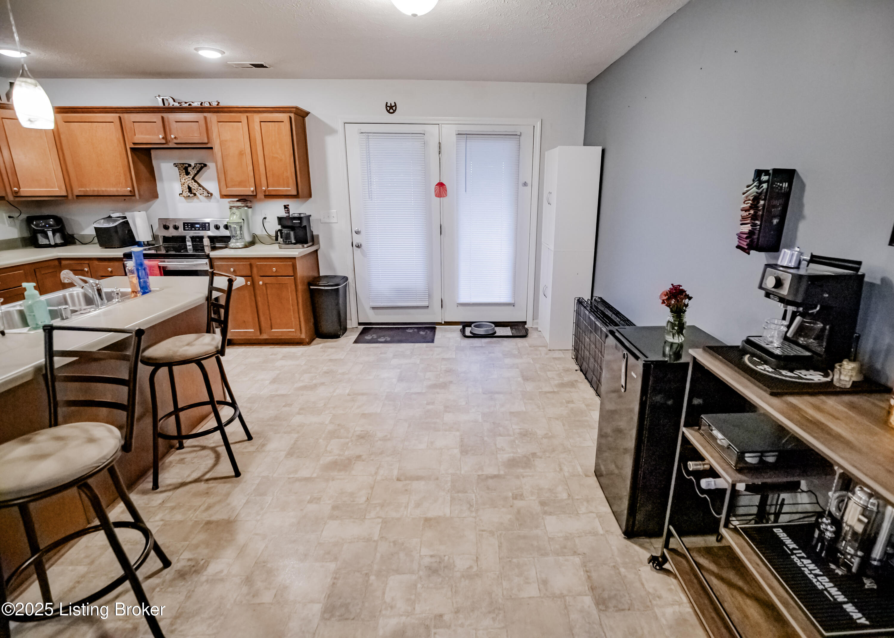 811 Tecumseh Dr