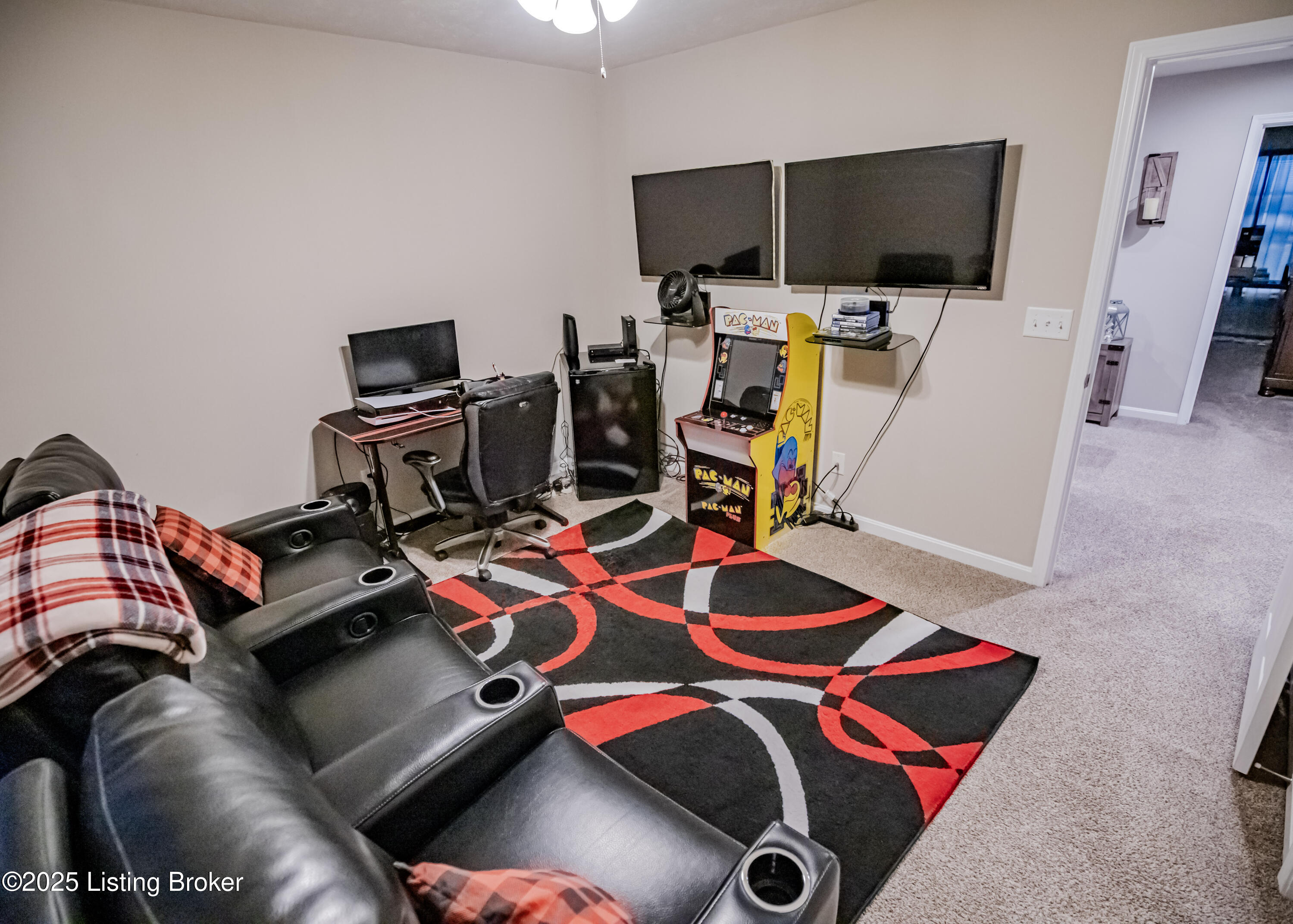 261 Boulders West Dr