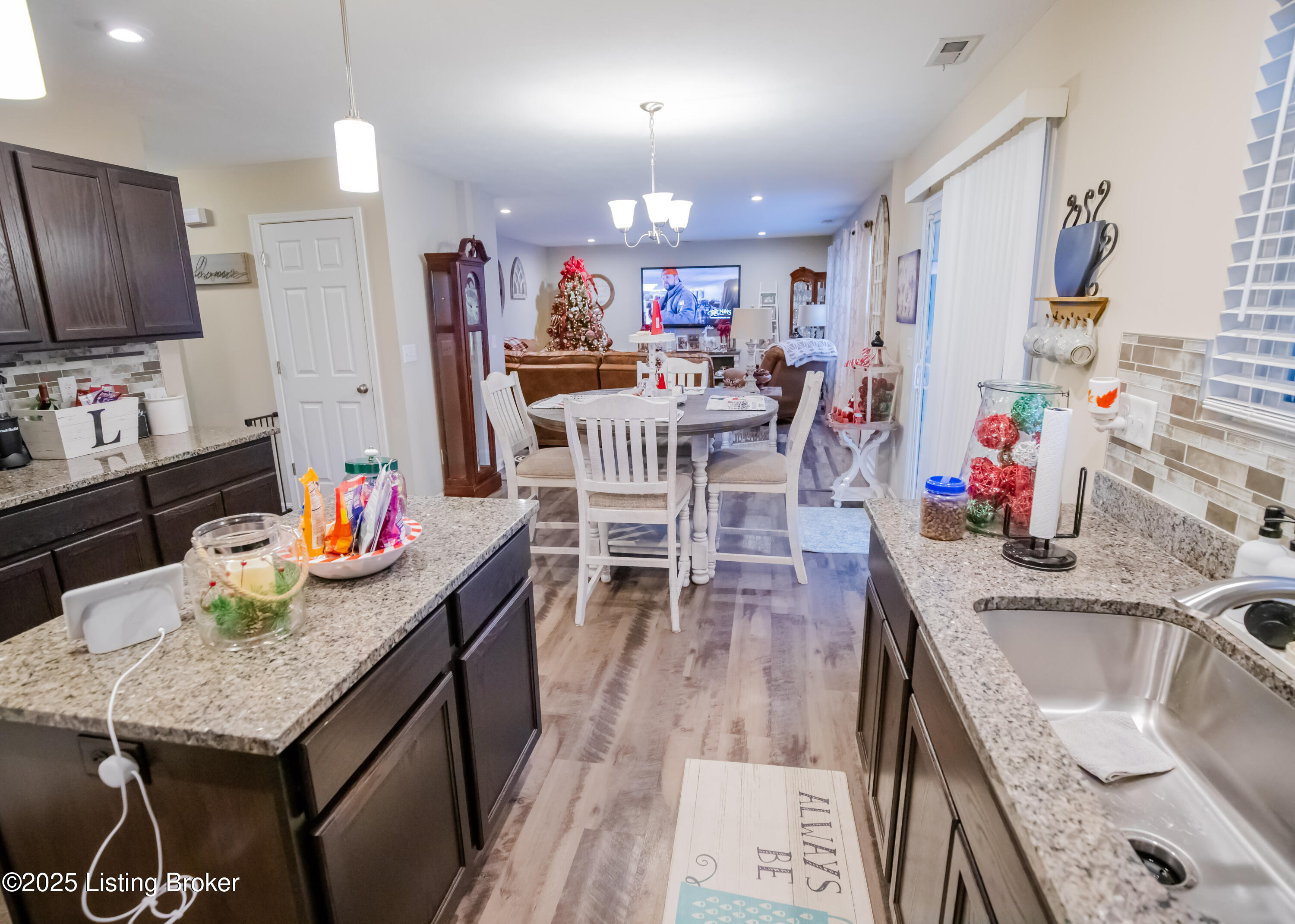 261 Boulders West Dr