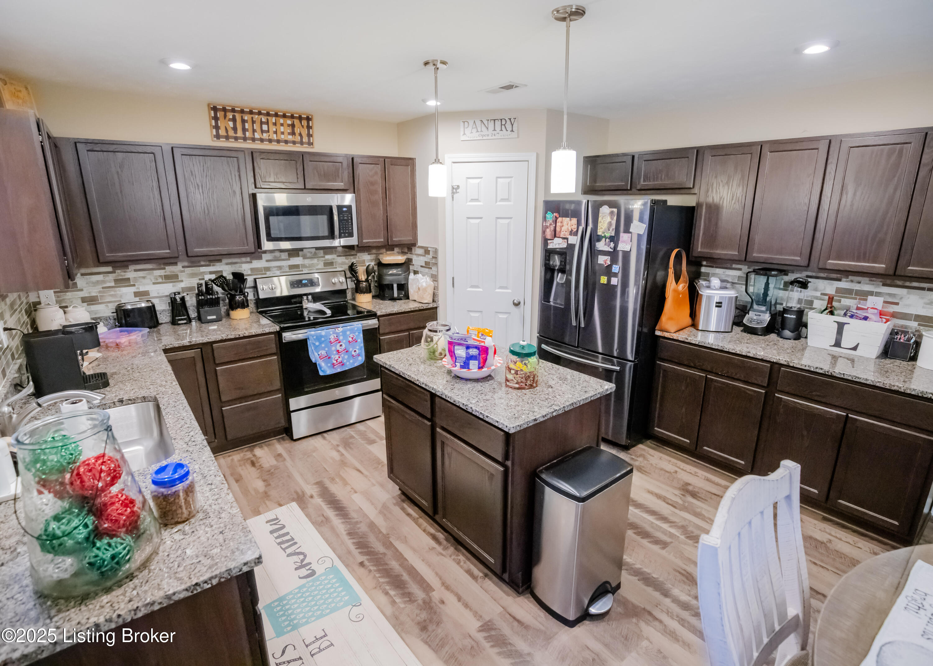 261 Boulders West Dr