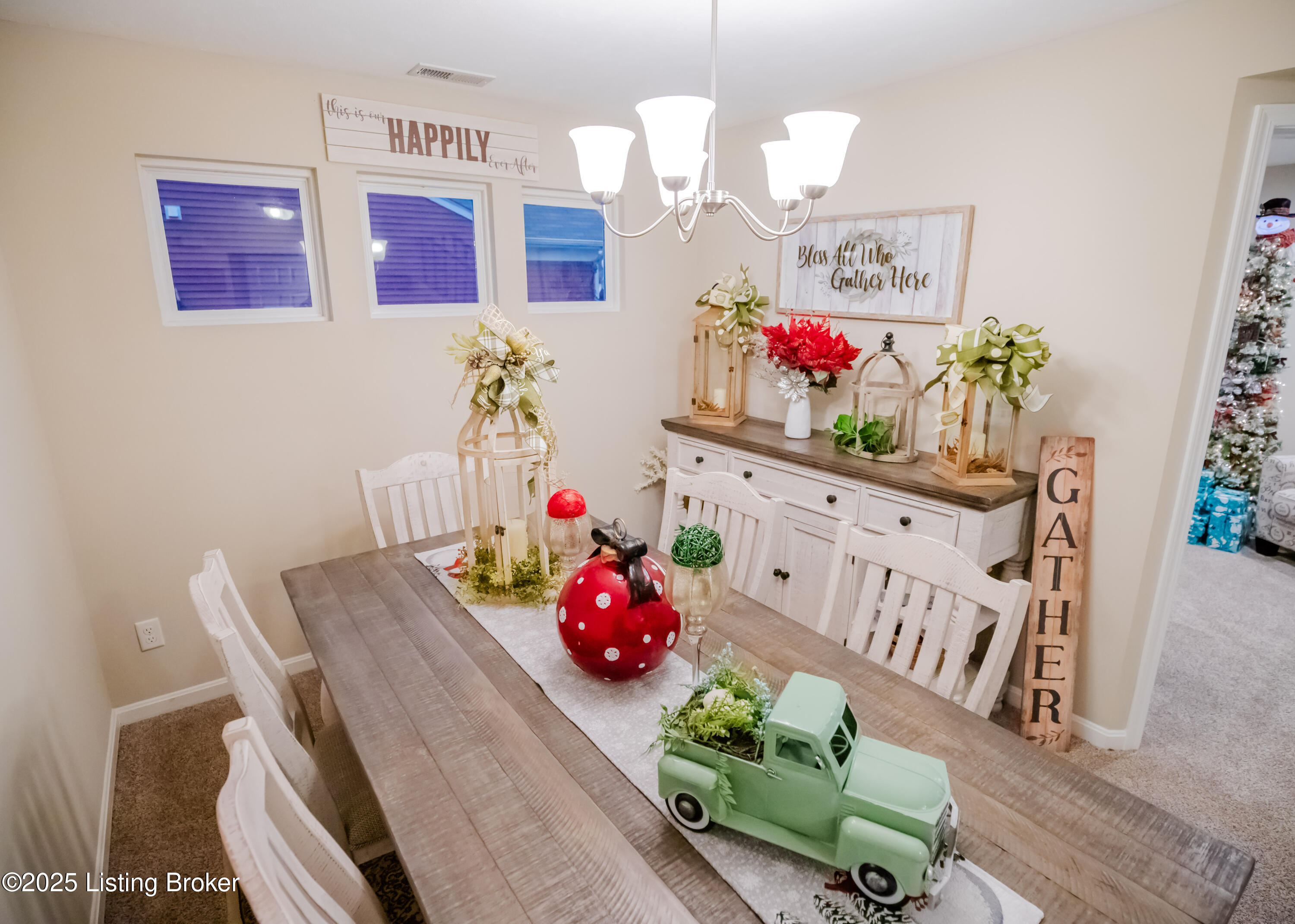 261 Boulders West Dr