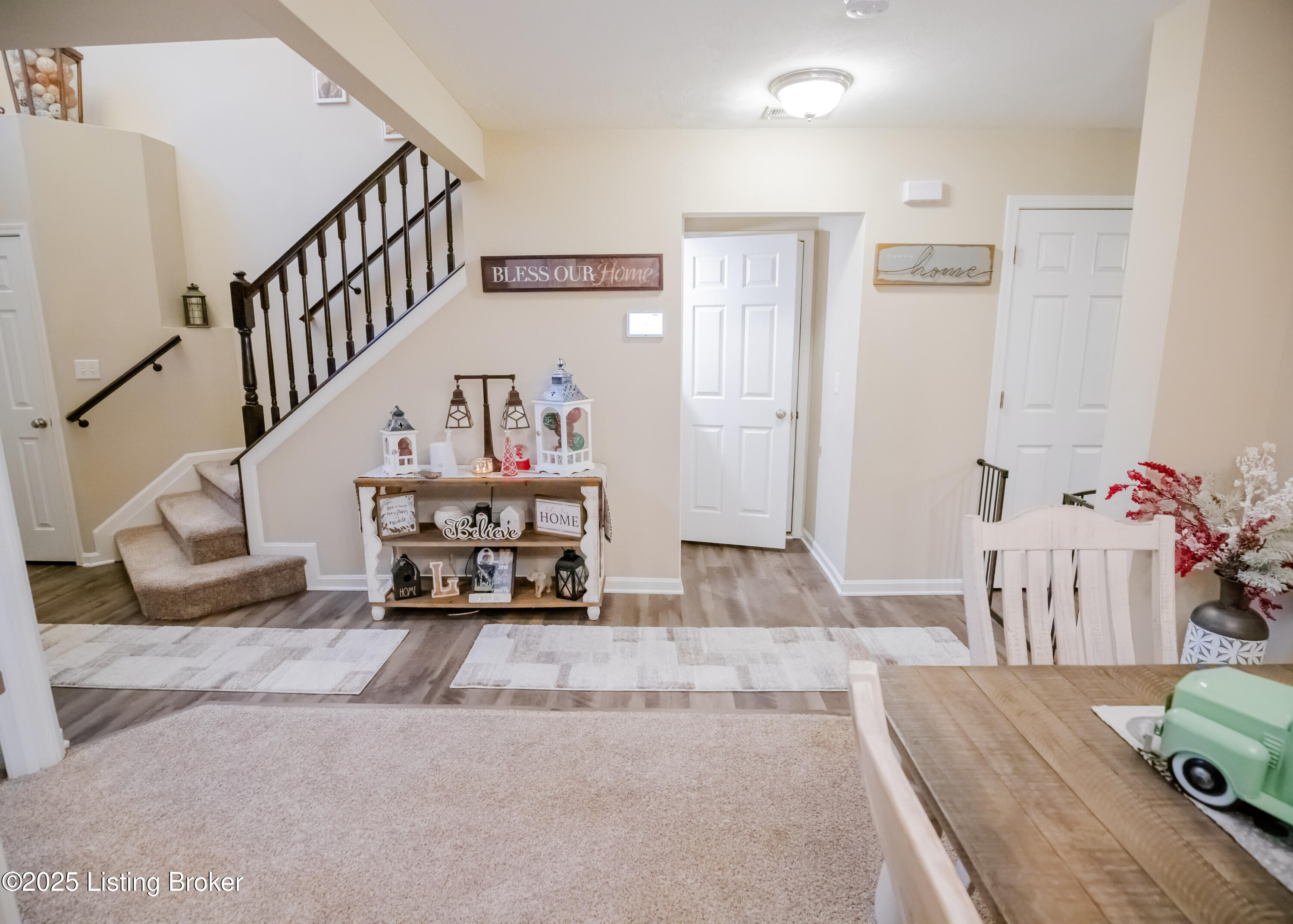 261 Boulders West Dr